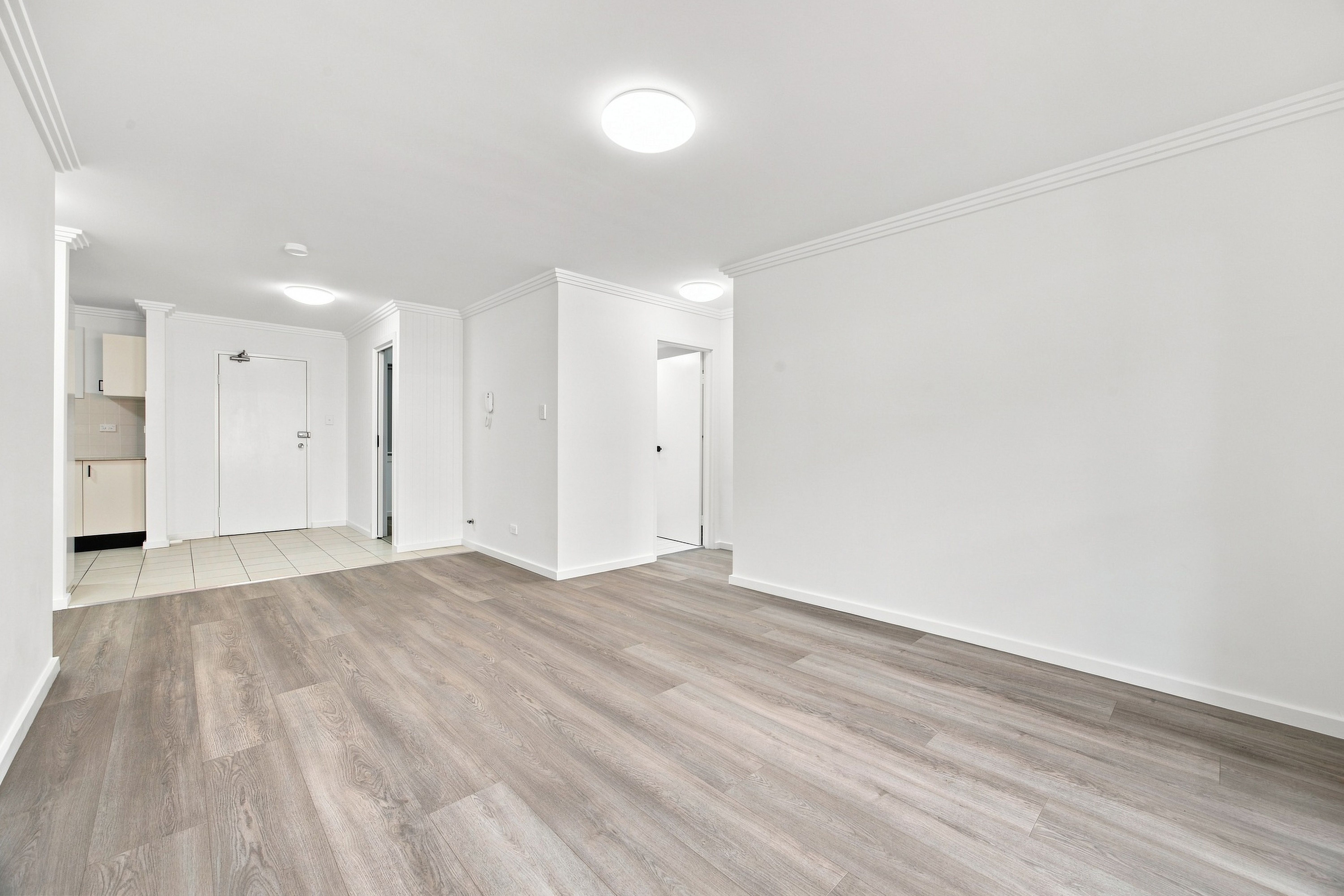 13/53-59 Denman Avenue — photo 9 of 15