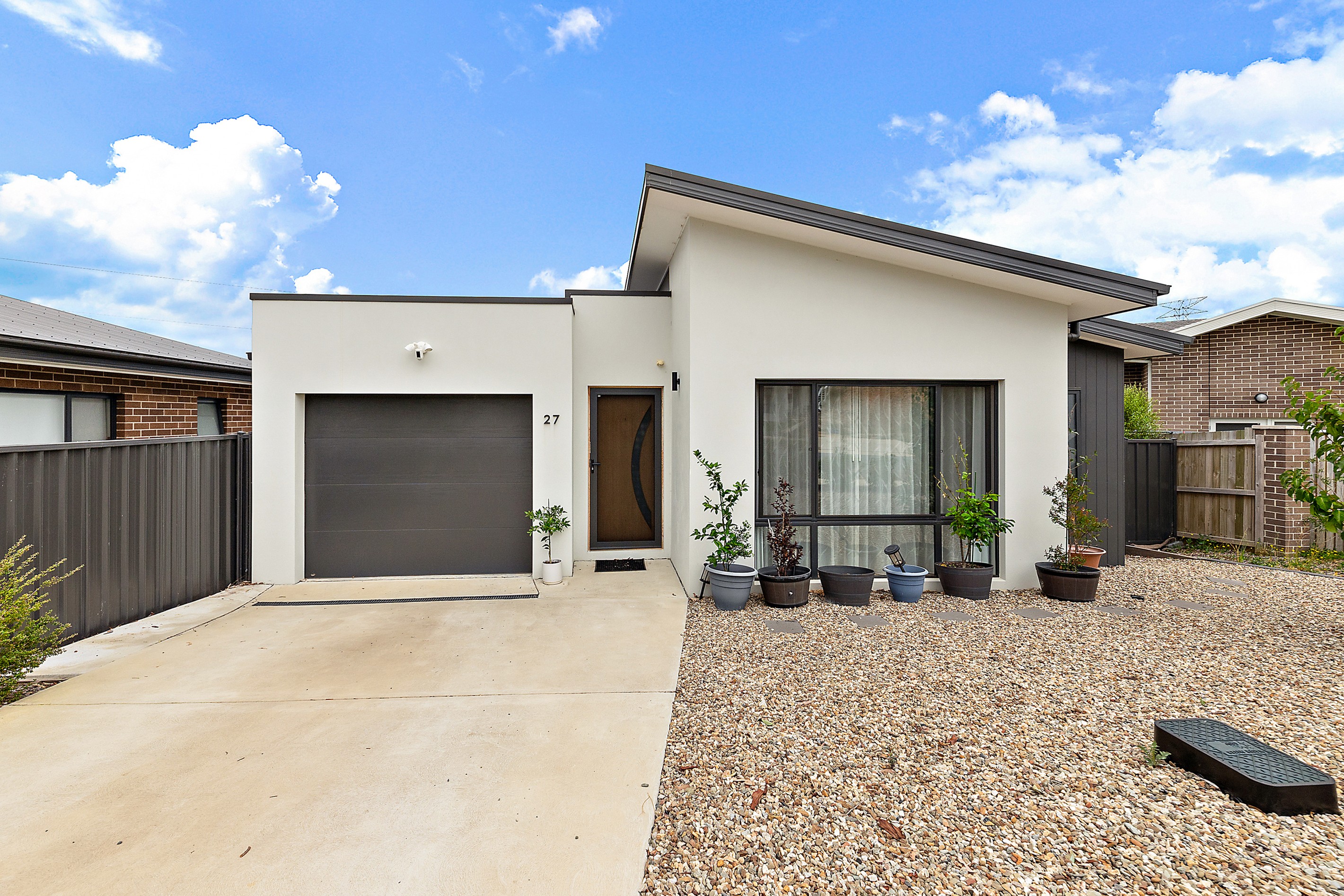 27 Fullston Way, Holt, ACT 2615