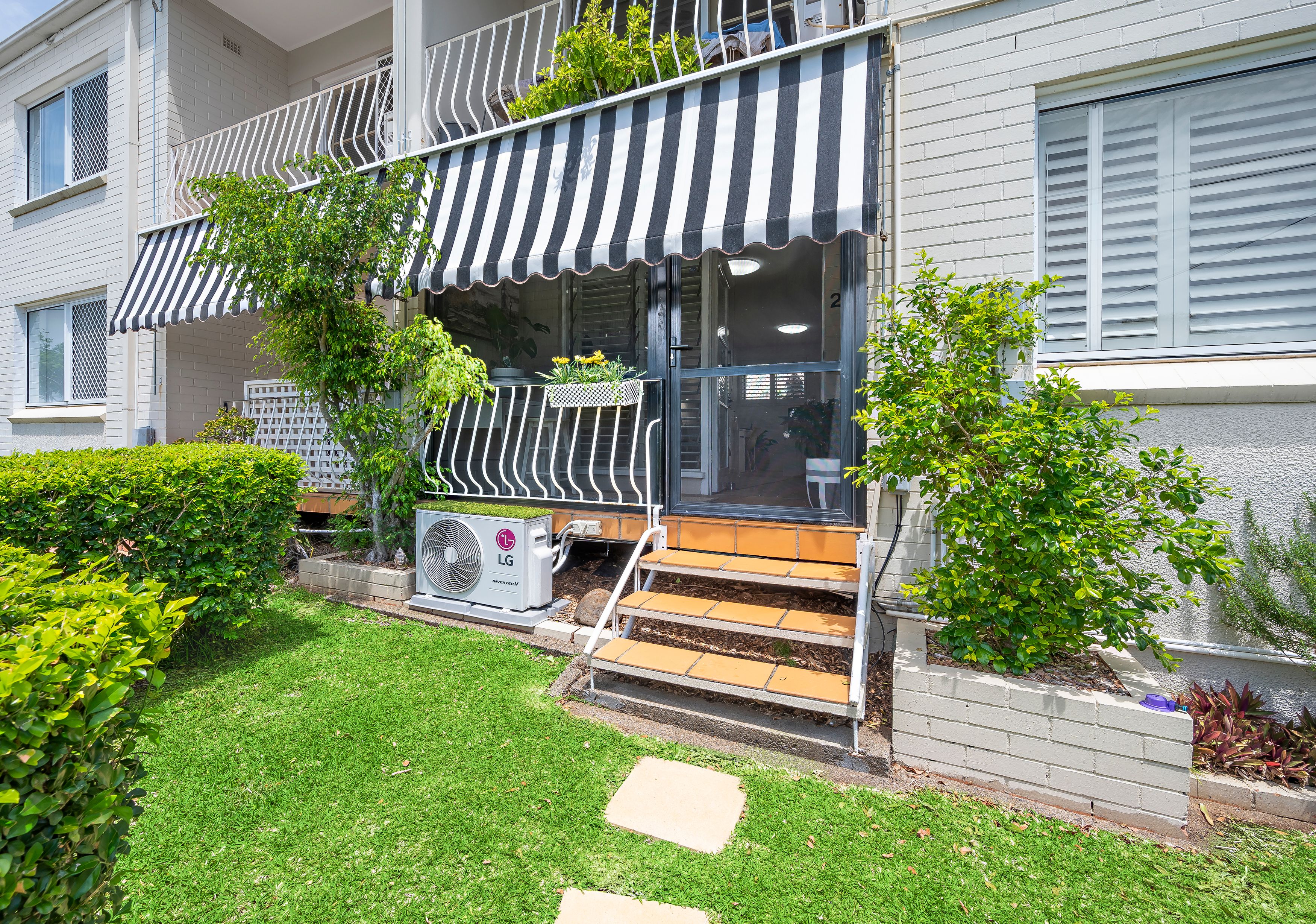2/11 Beatrice Terrace, Ascot, QLD 4007