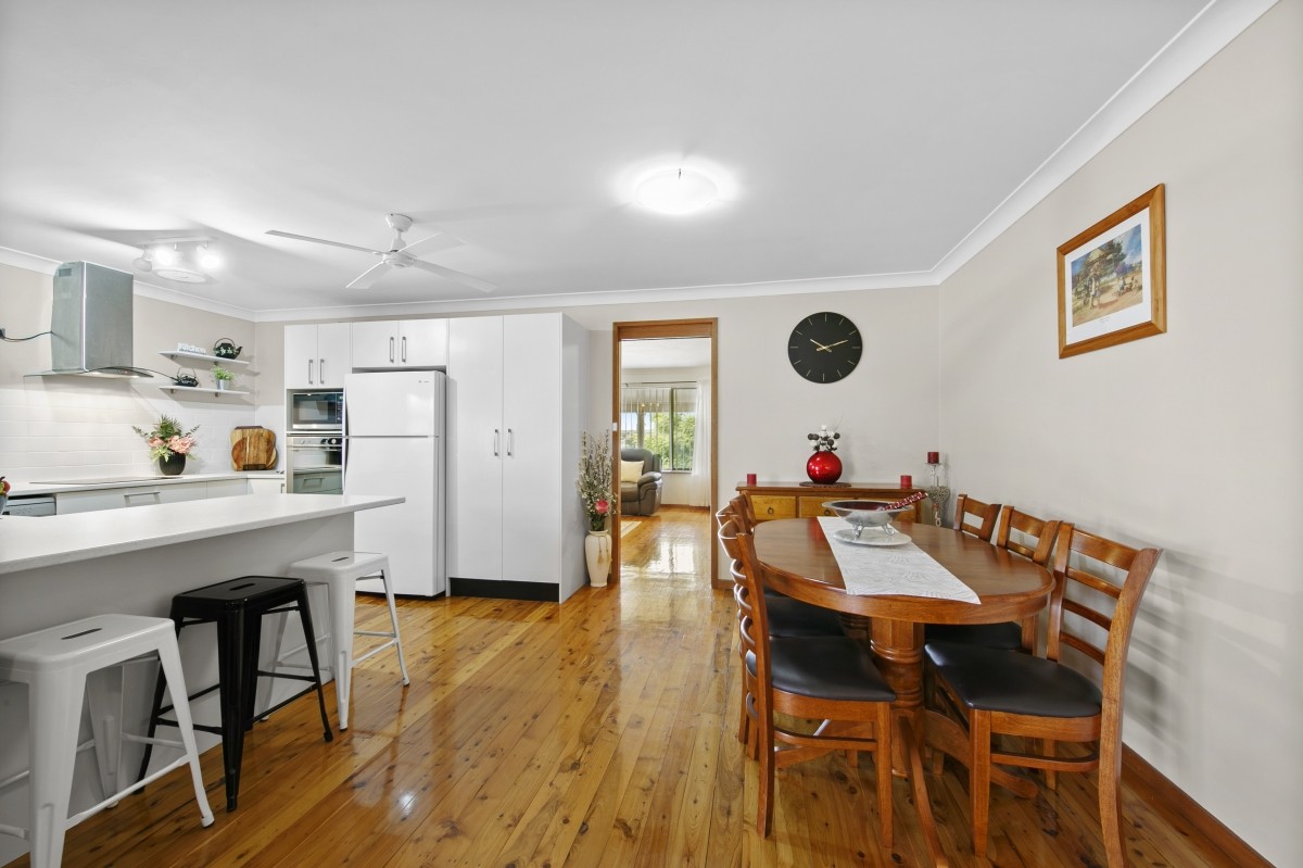 16 Barrington Crescent, Maryland, NSW 2287