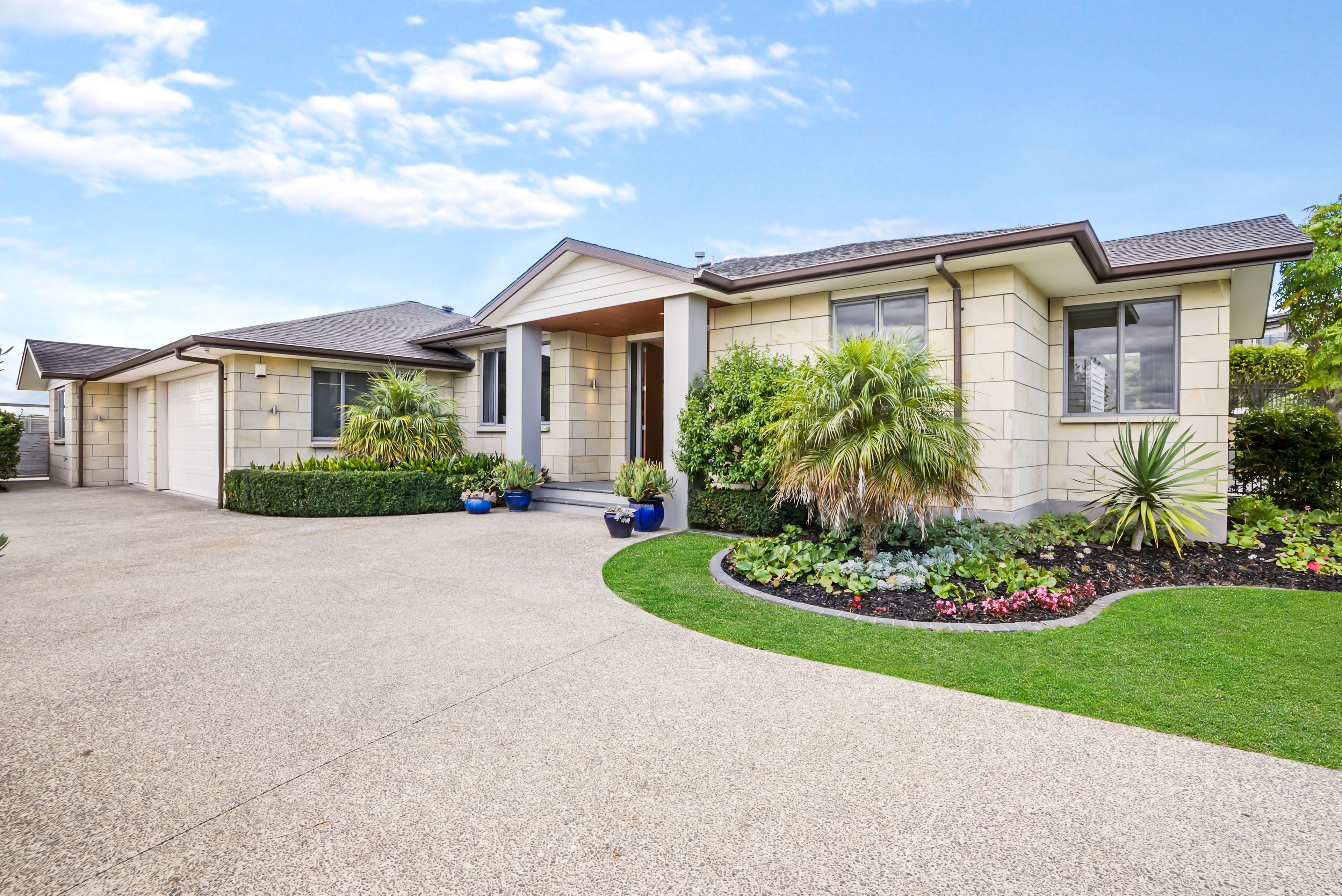 9 Imperial Place, Flat Bush, Manukau City