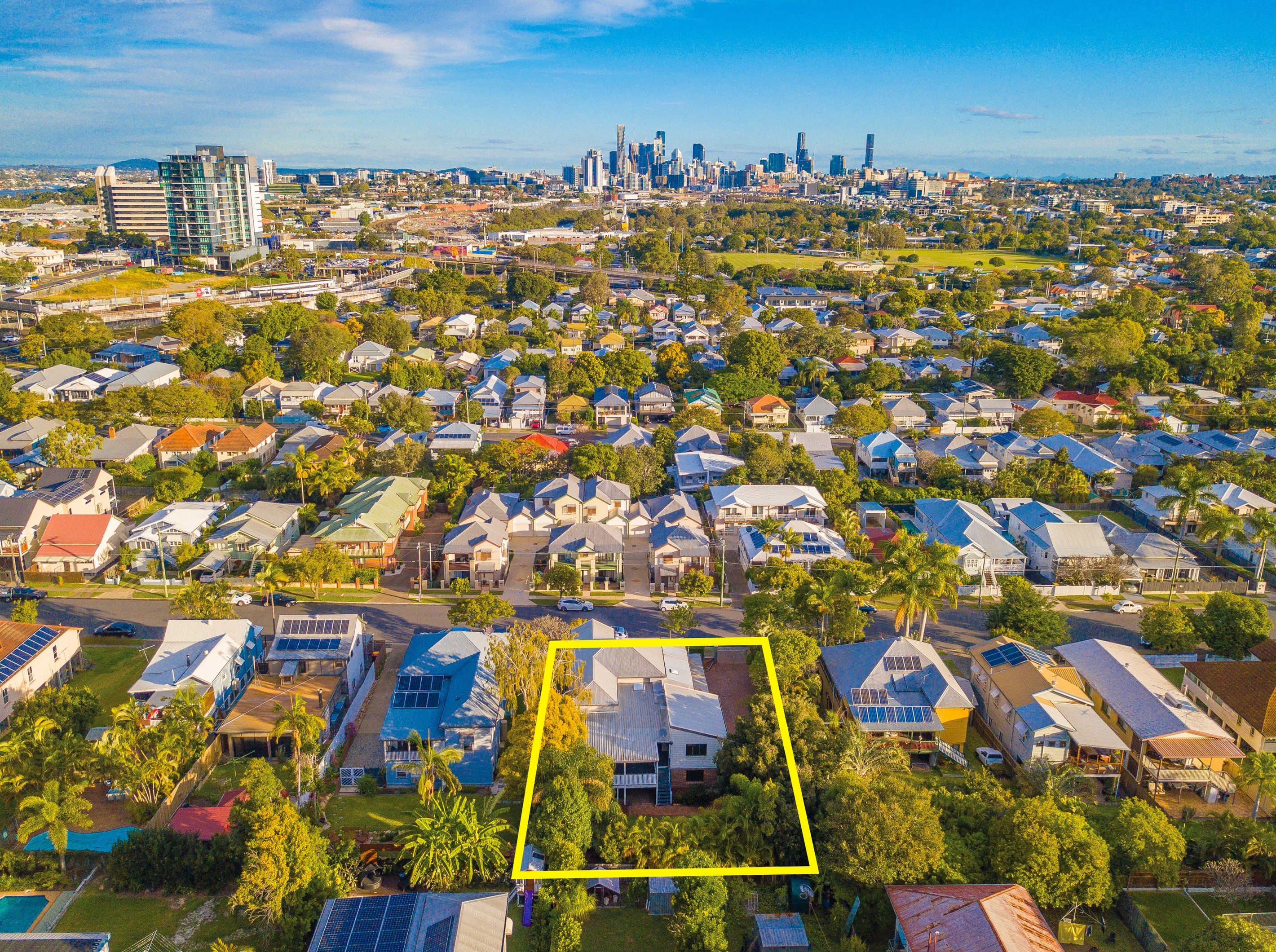43 Stoneleigh Street, Albion, QLD 4010