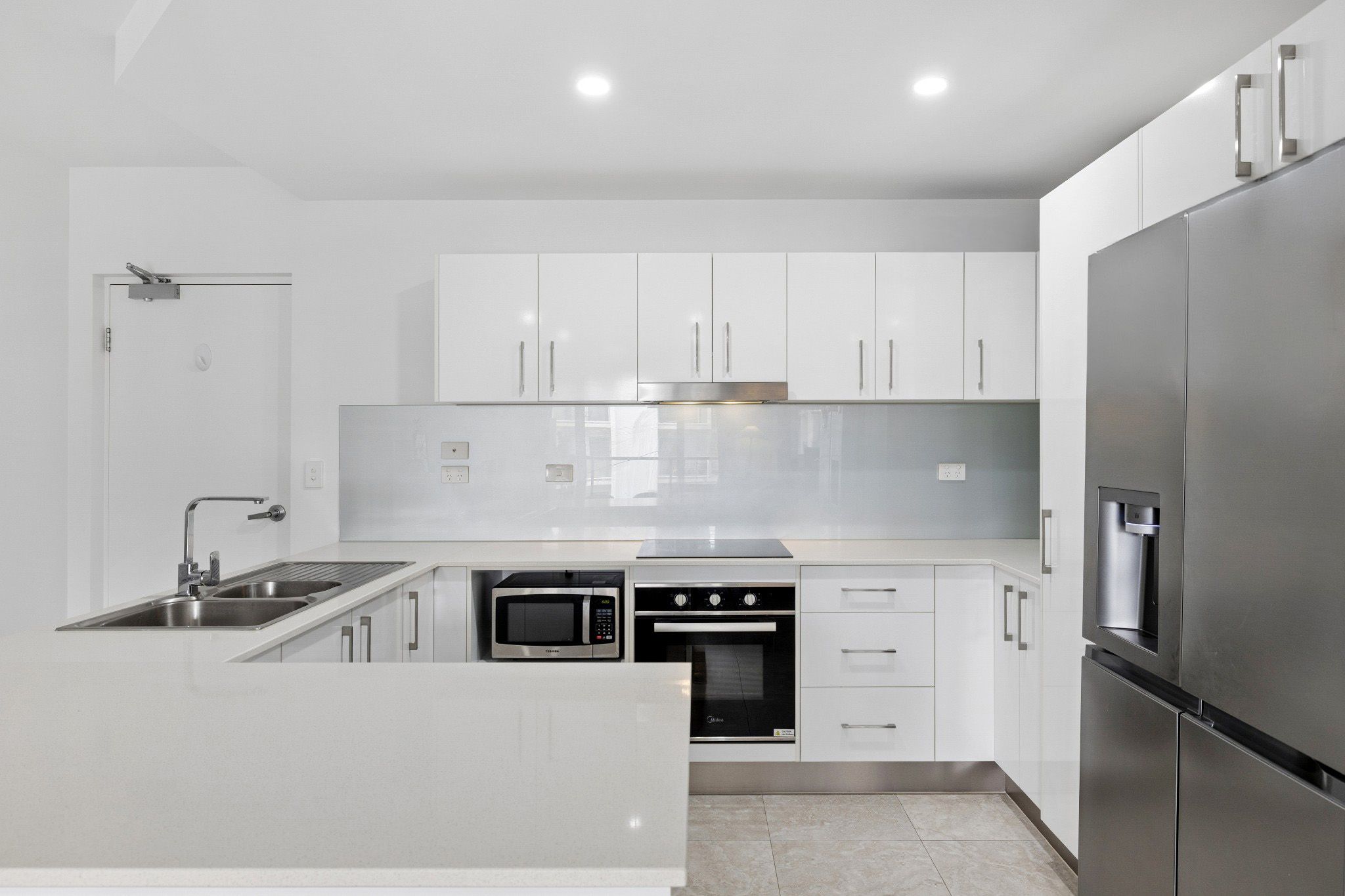 9/2 Amisfield Avenue — photo 4 of 18