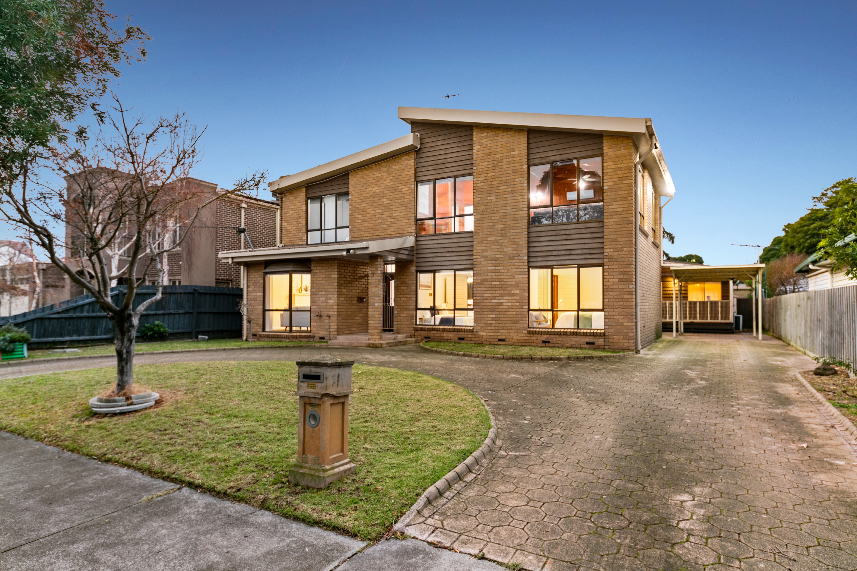 11 & 11A Sussex Street, Seaholme, VIC 3018
