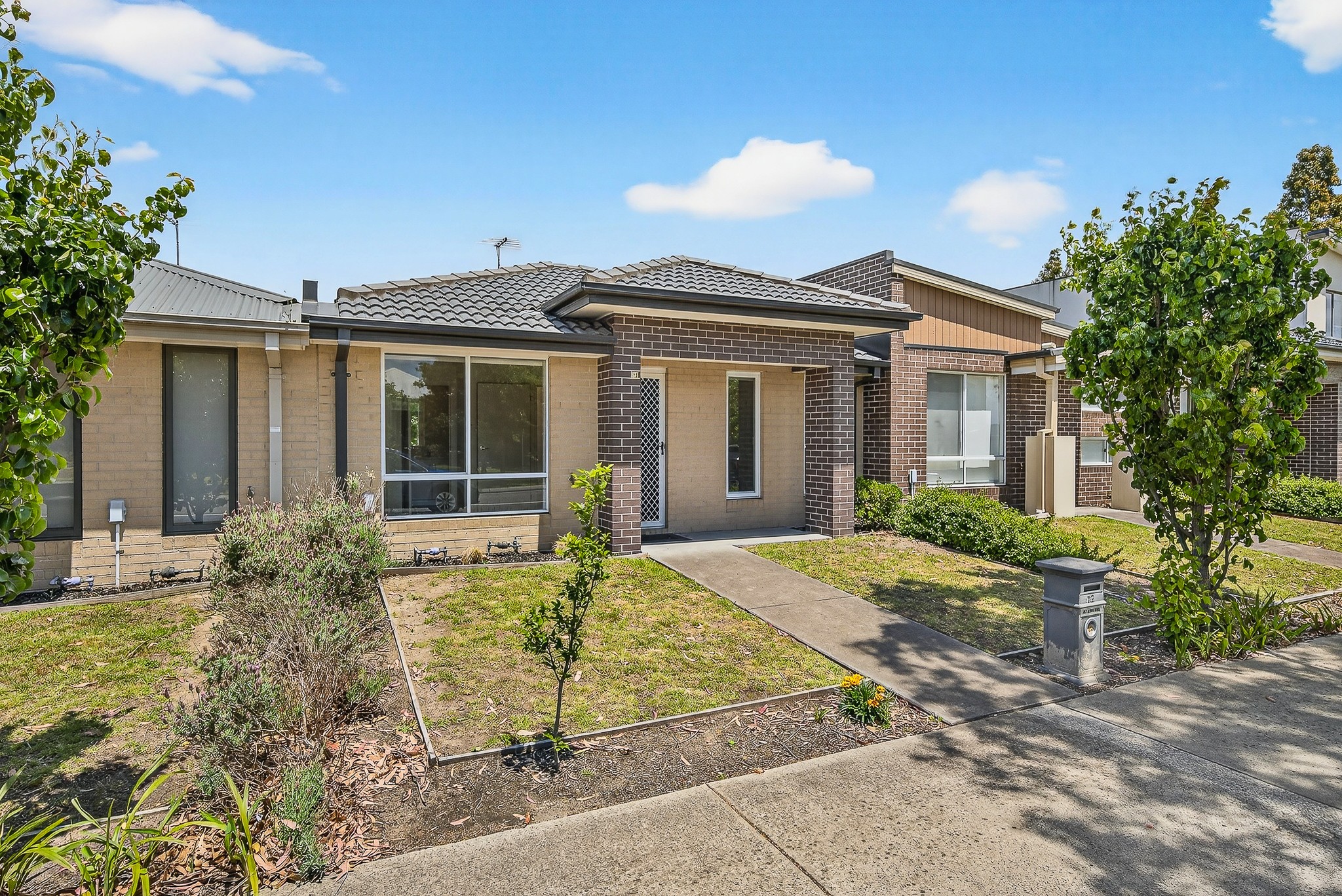 12 Renlik Circuit, Cranbourne North, VIC 3977