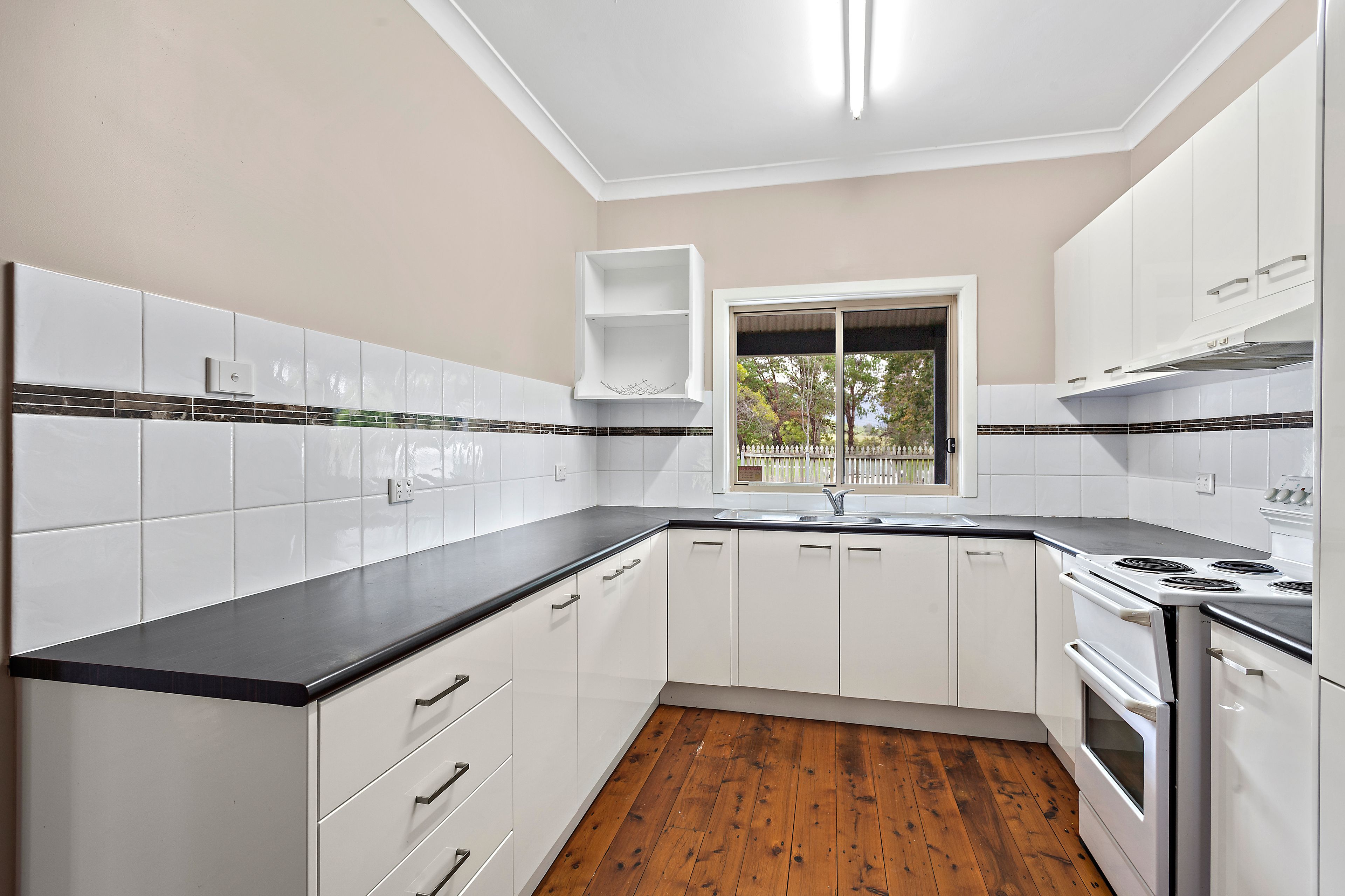 2463 Illawarra Highway, Albion Park, NSW 2527