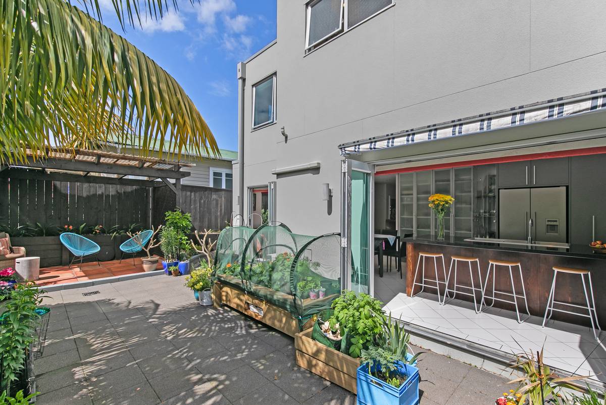 239A Meola Road, Point Chevalier, Auckland City Real Estate Ray