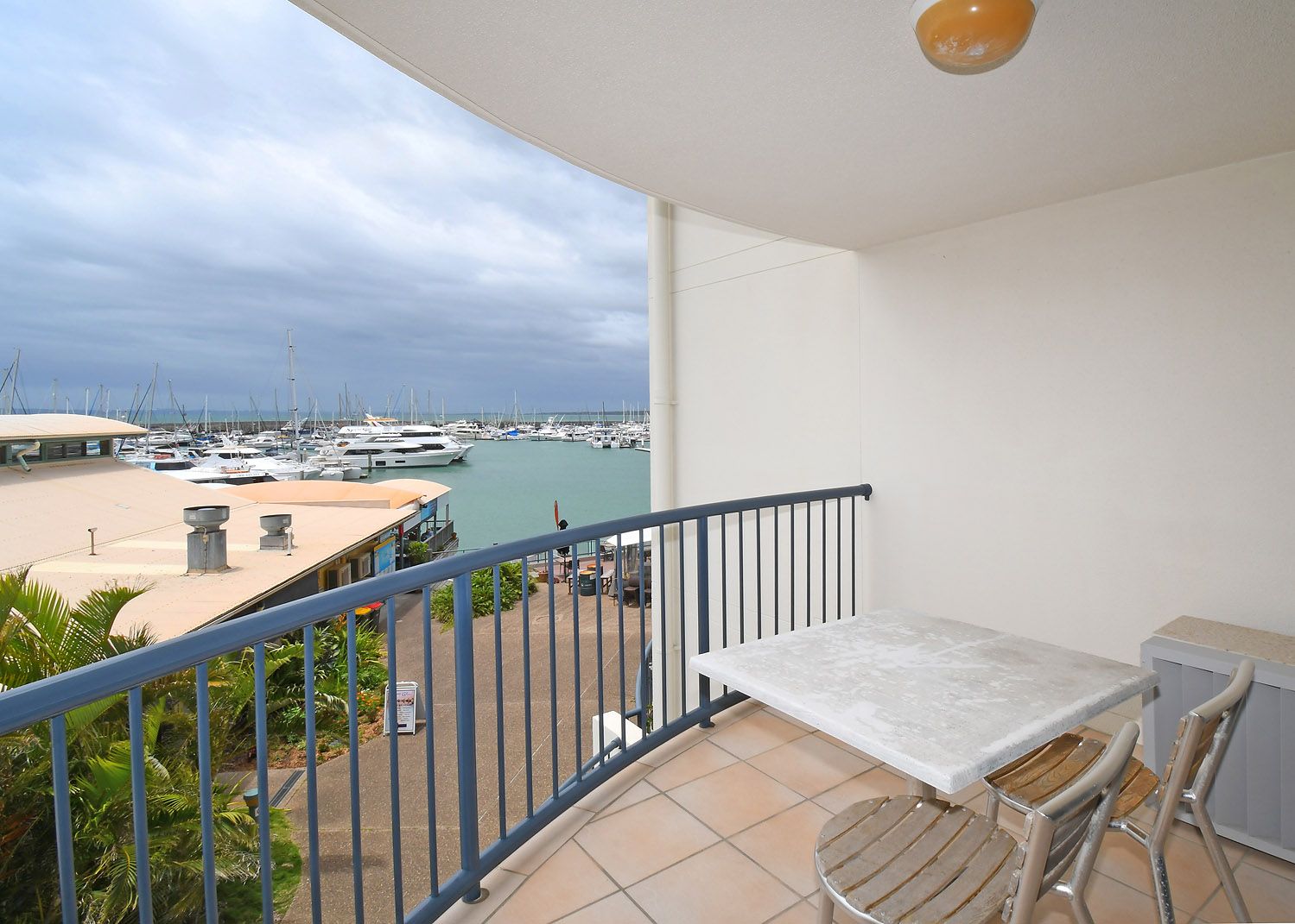 Unit 301 Mantra Resort, Buccaneer Drive, Urangan, QLD 4655