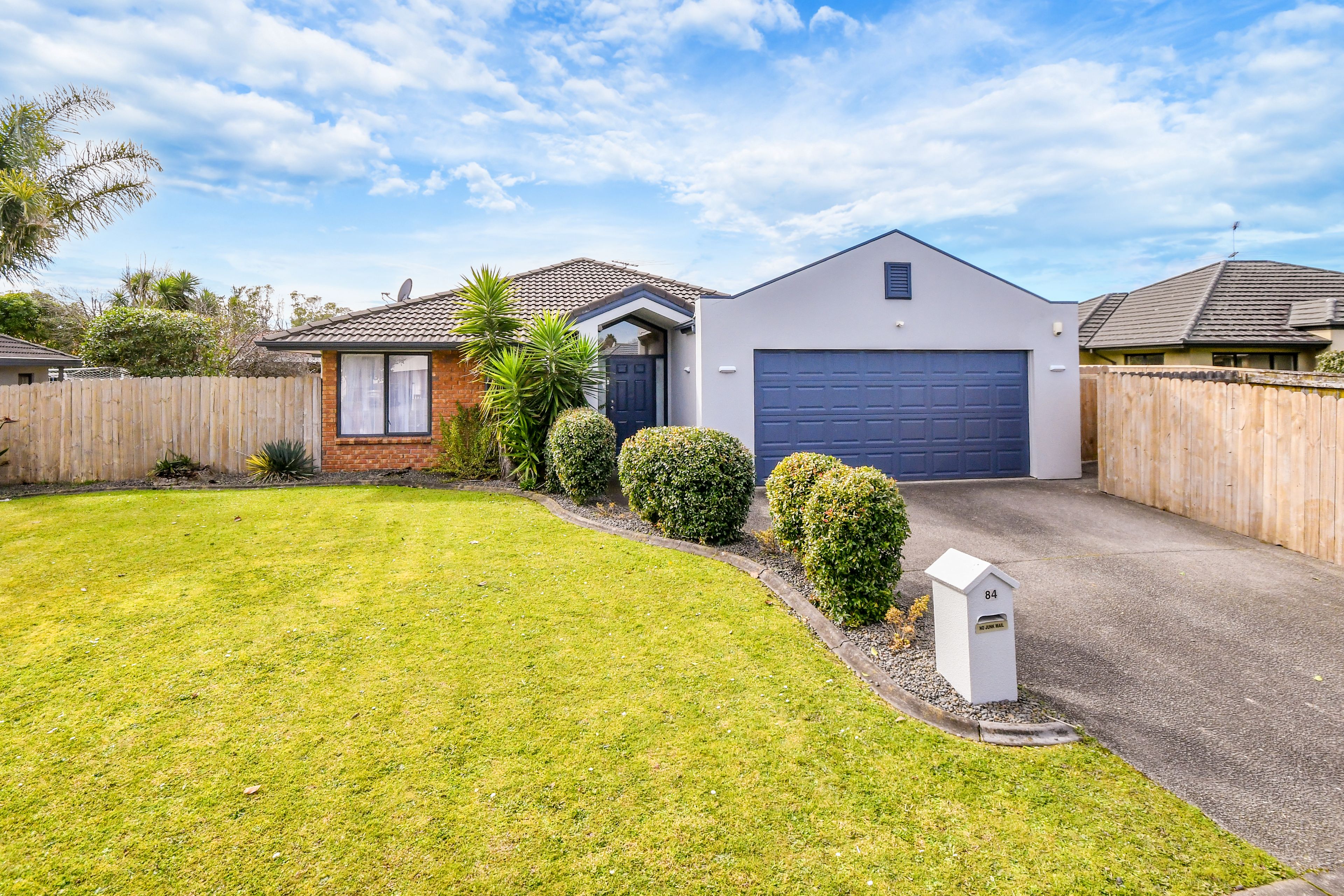 84 Redcastle Drive, East Tamaki, Manukau City