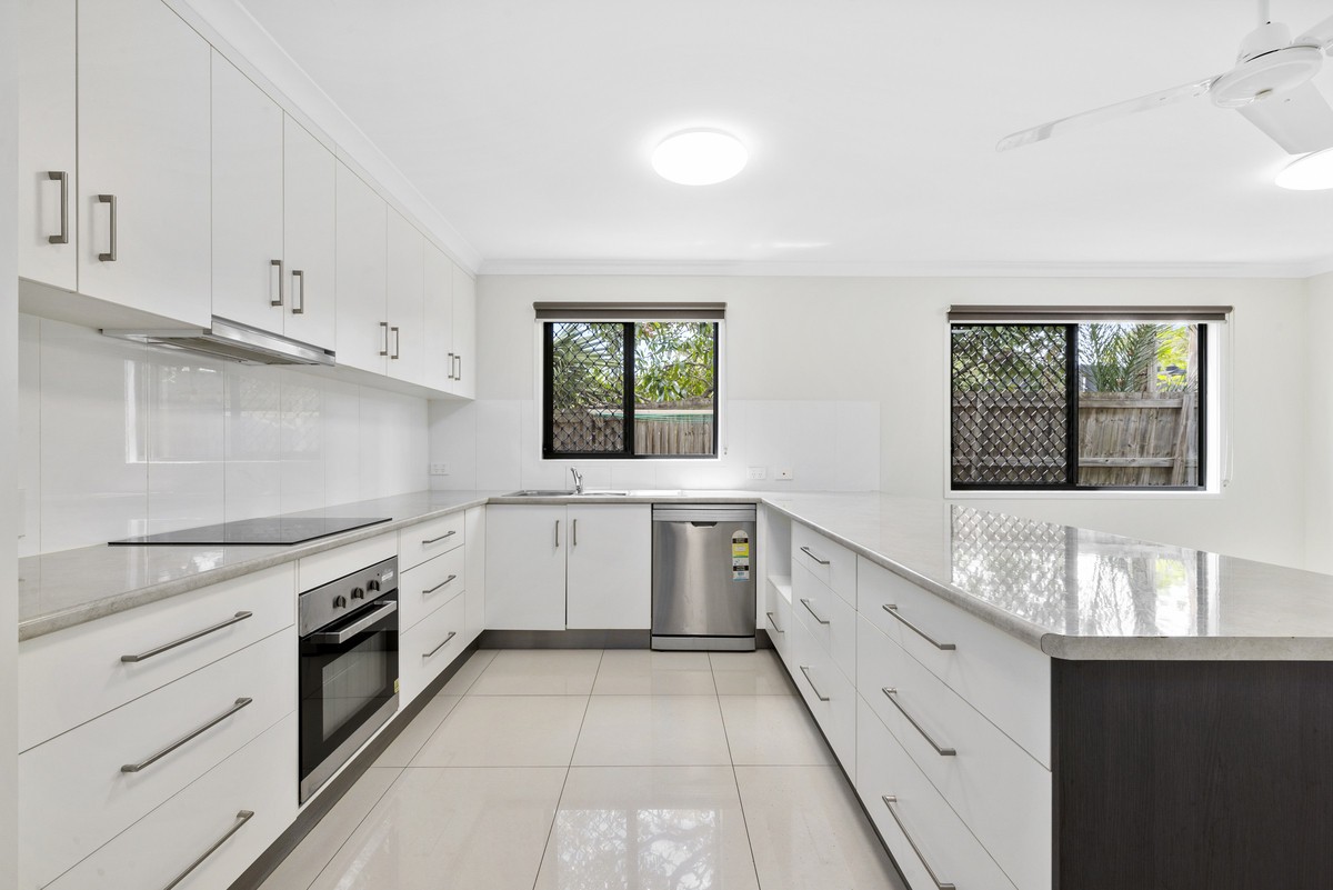 2/97 Toolooa Street, South Gladstone, QLD 4680