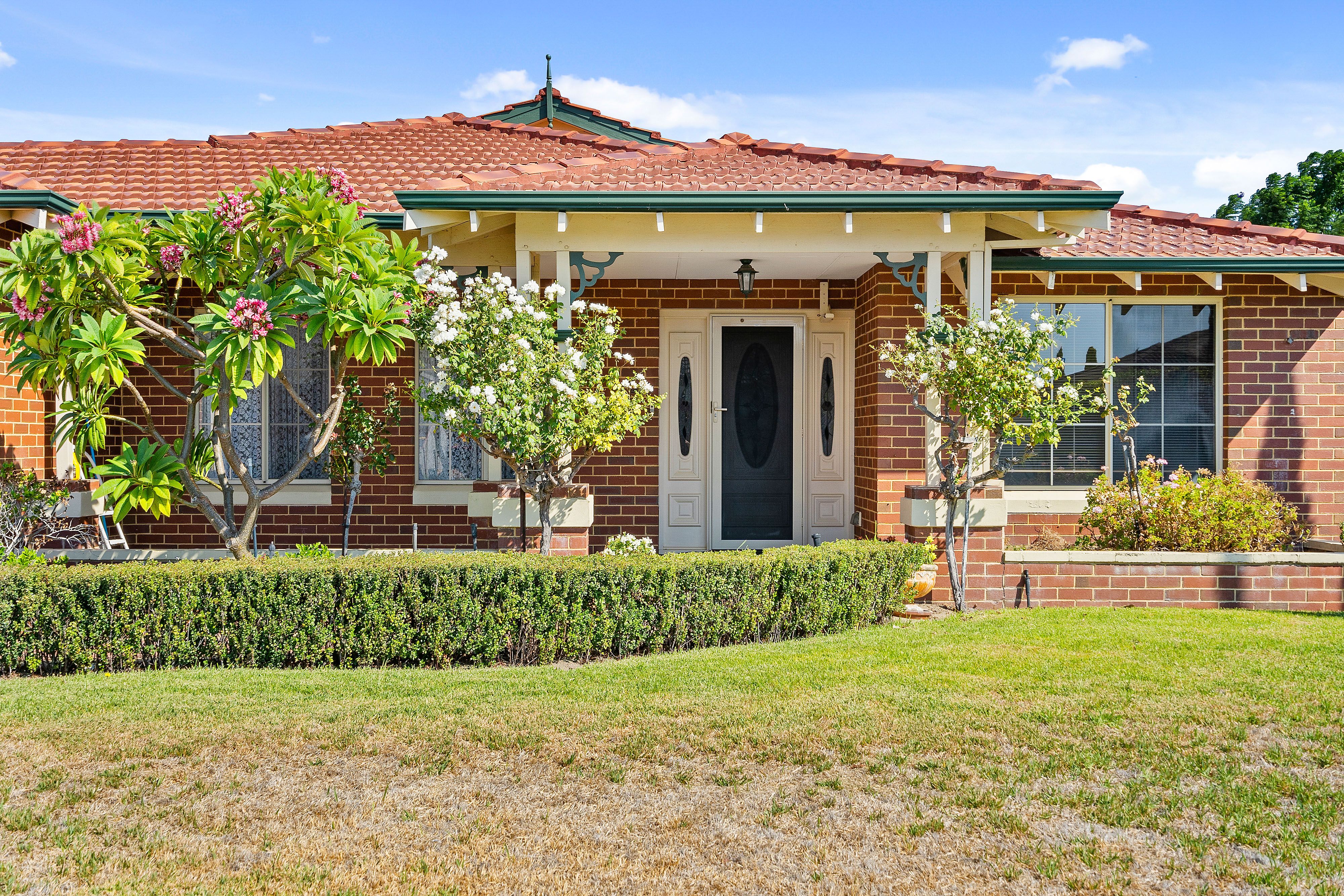 6 Zeus Avenue, Madeley, WA 6065