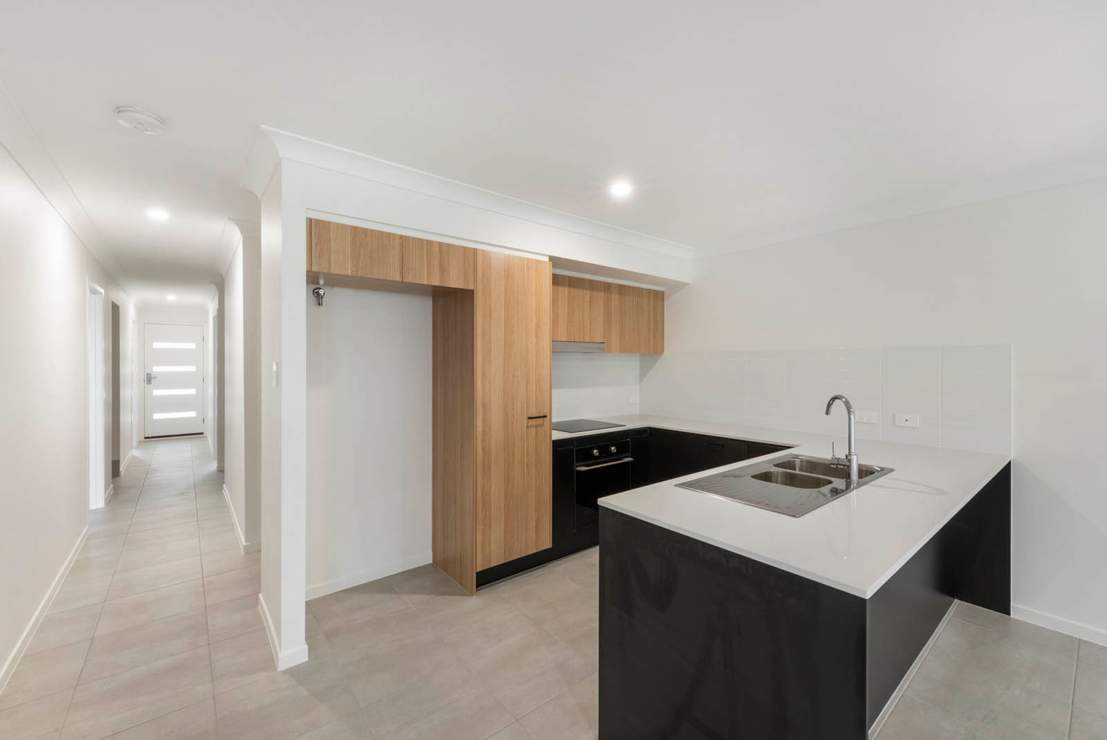 24 Amaroo Street, Morayfield, QLD 4506