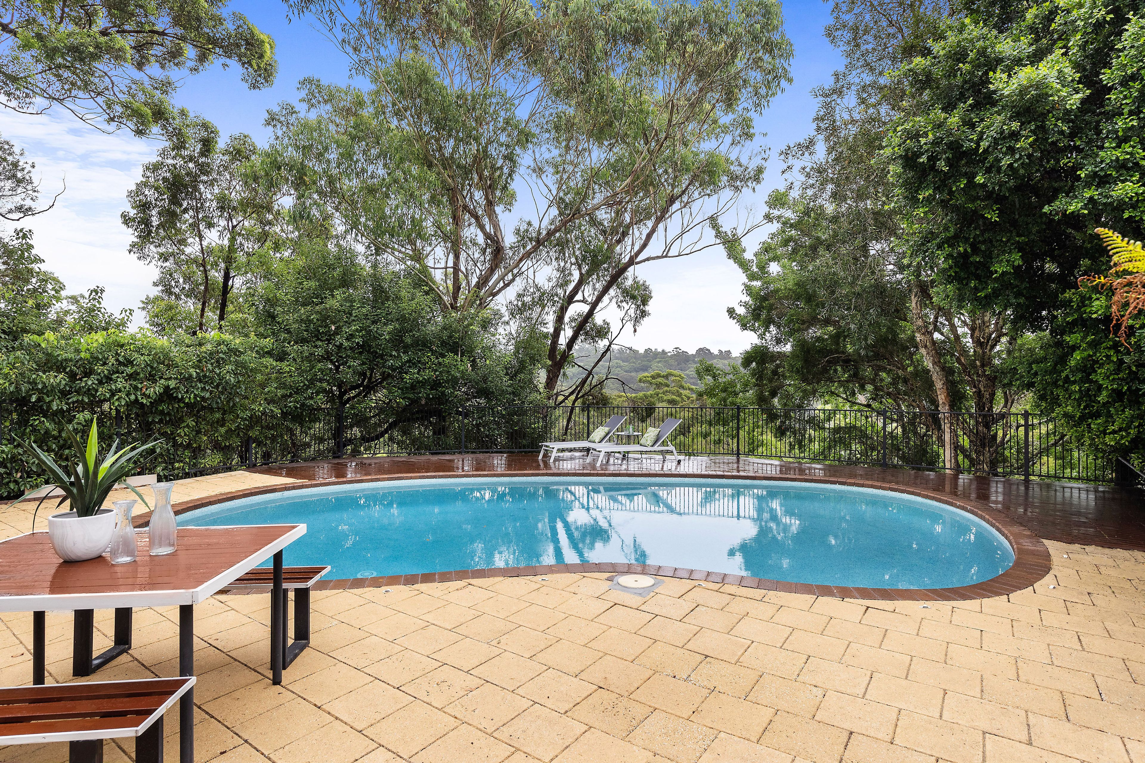 8 Kapiti Street, St Ives, NSW 2075