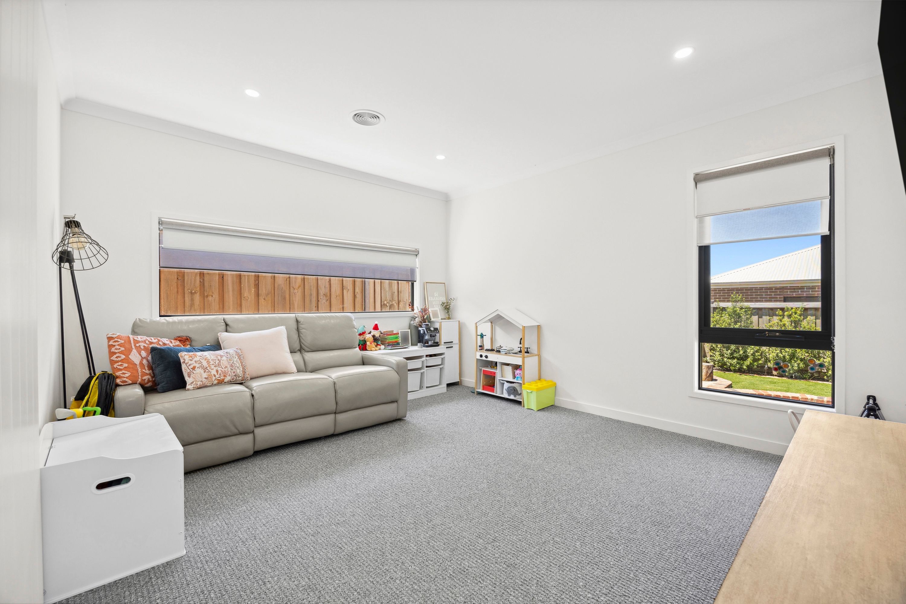 8 Brisbane Street — photo 7 of 12