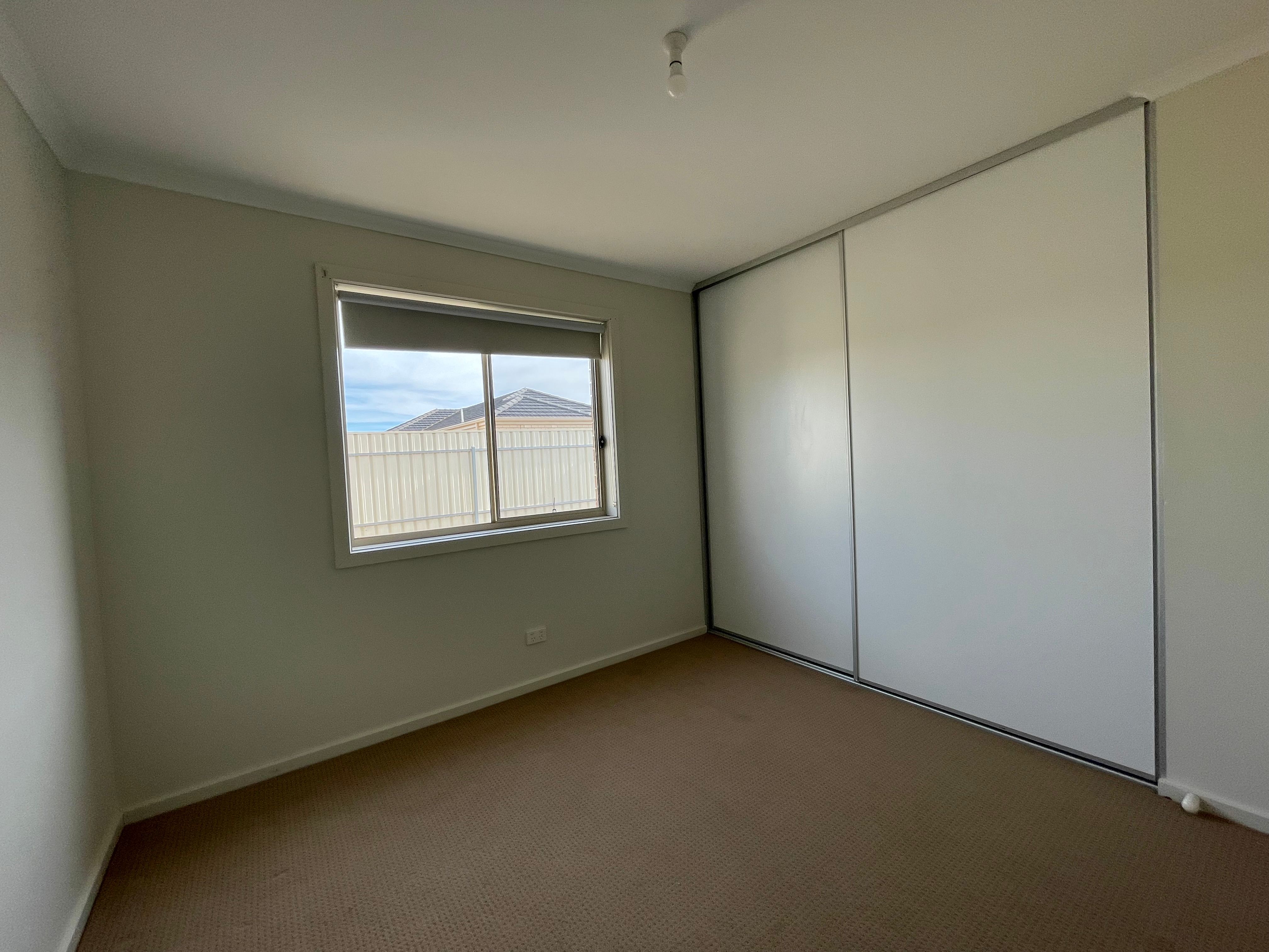 8 Callaghan Court — photo 7 of 9