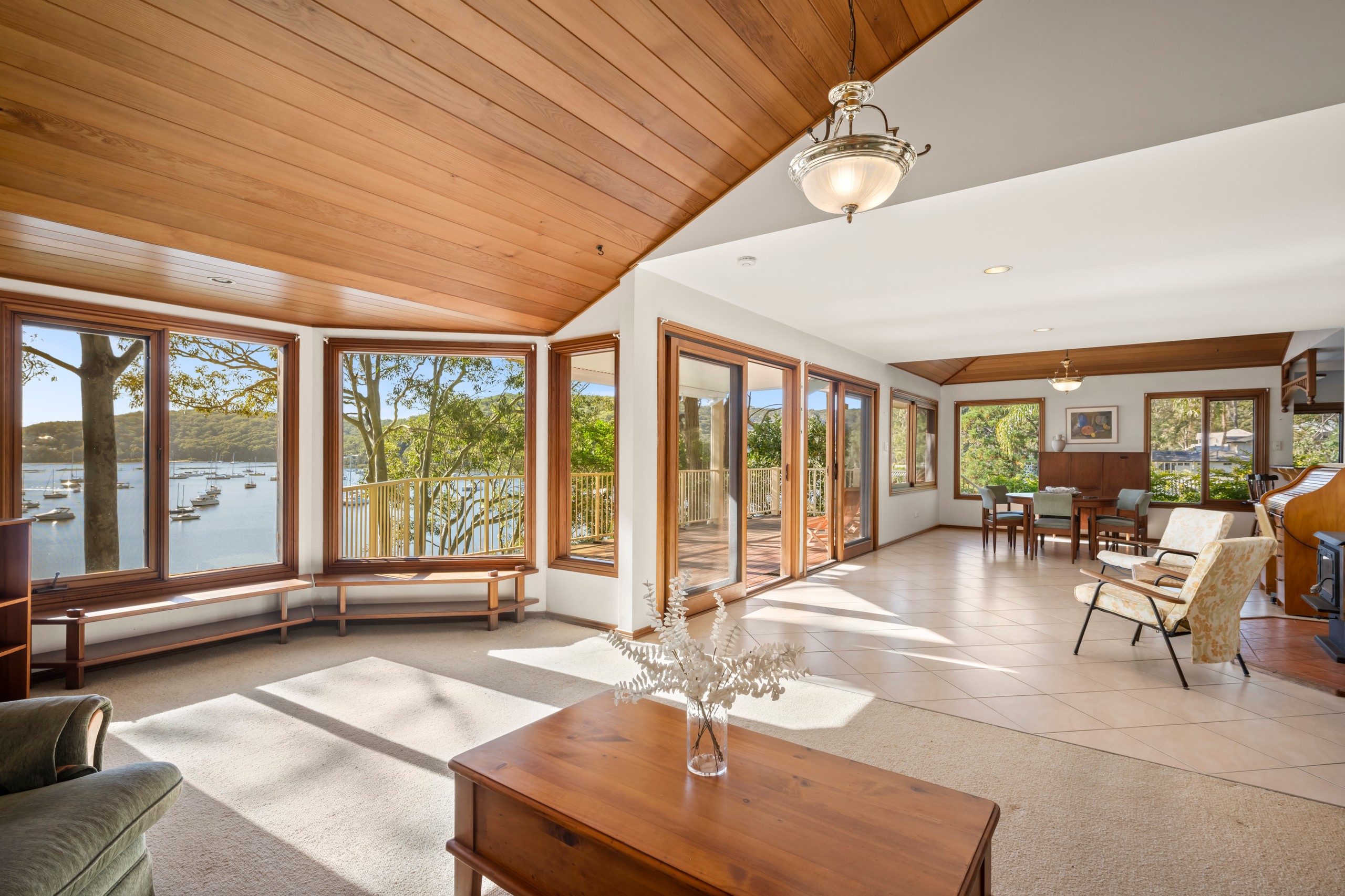 96 Araluen Drive, Hardys Bay, NSW 2257