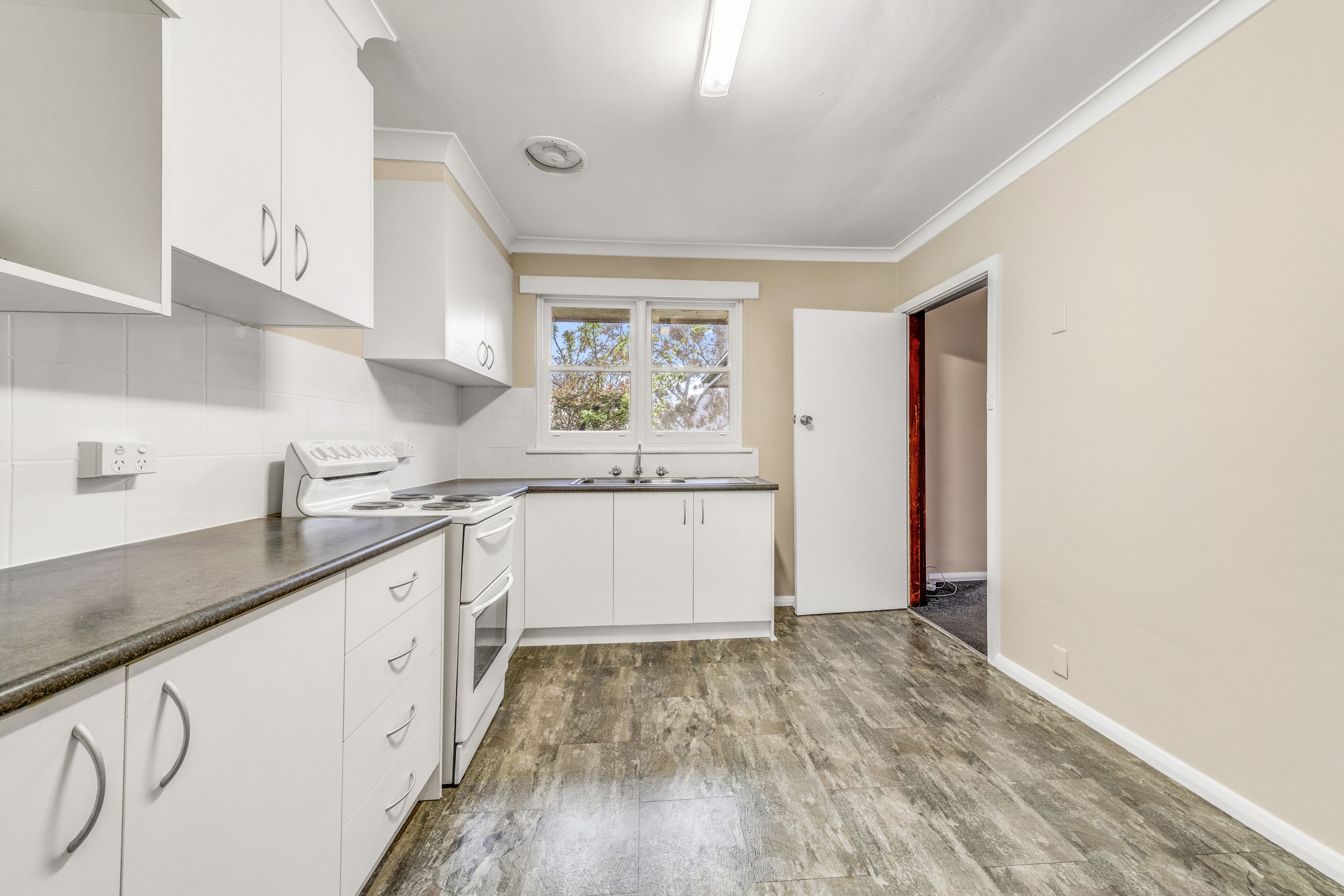 45 Tallara Parkway, Narrabundah, ACT 2604