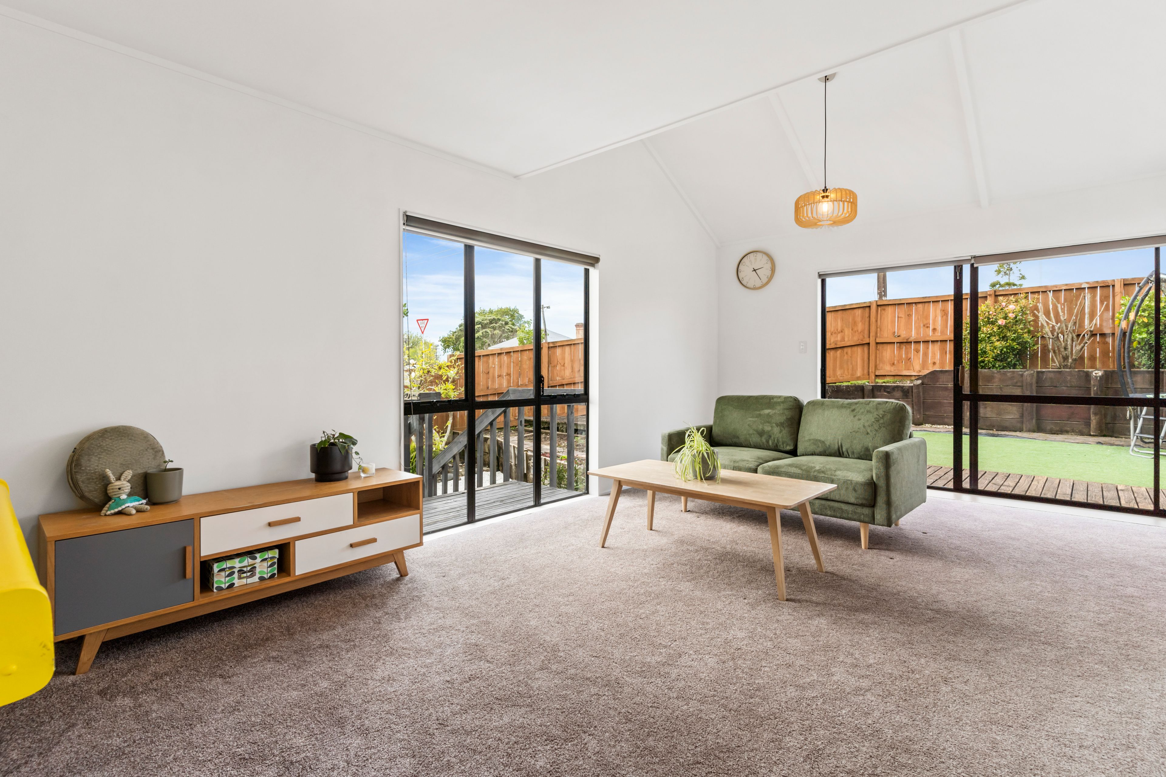 1/2 Stott Avenue, Birkdale, North Shore City