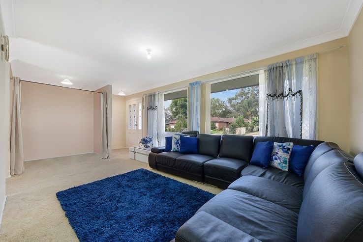 91 Helicia Road, Macquarie Fields, NSW 2564