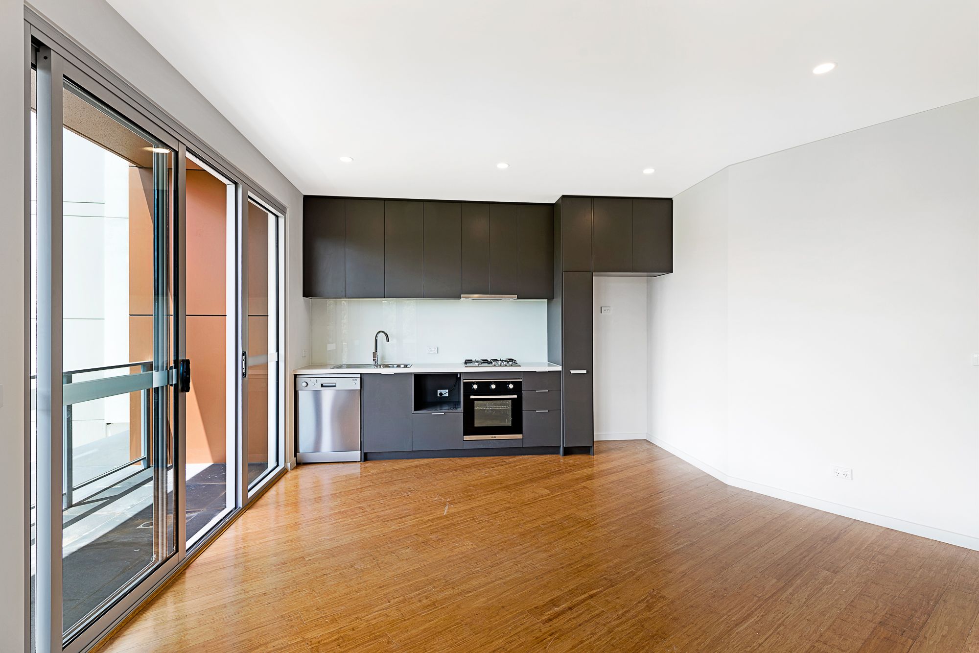 G04/1217 Centre Road, Oakleigh South, VIC 3167
