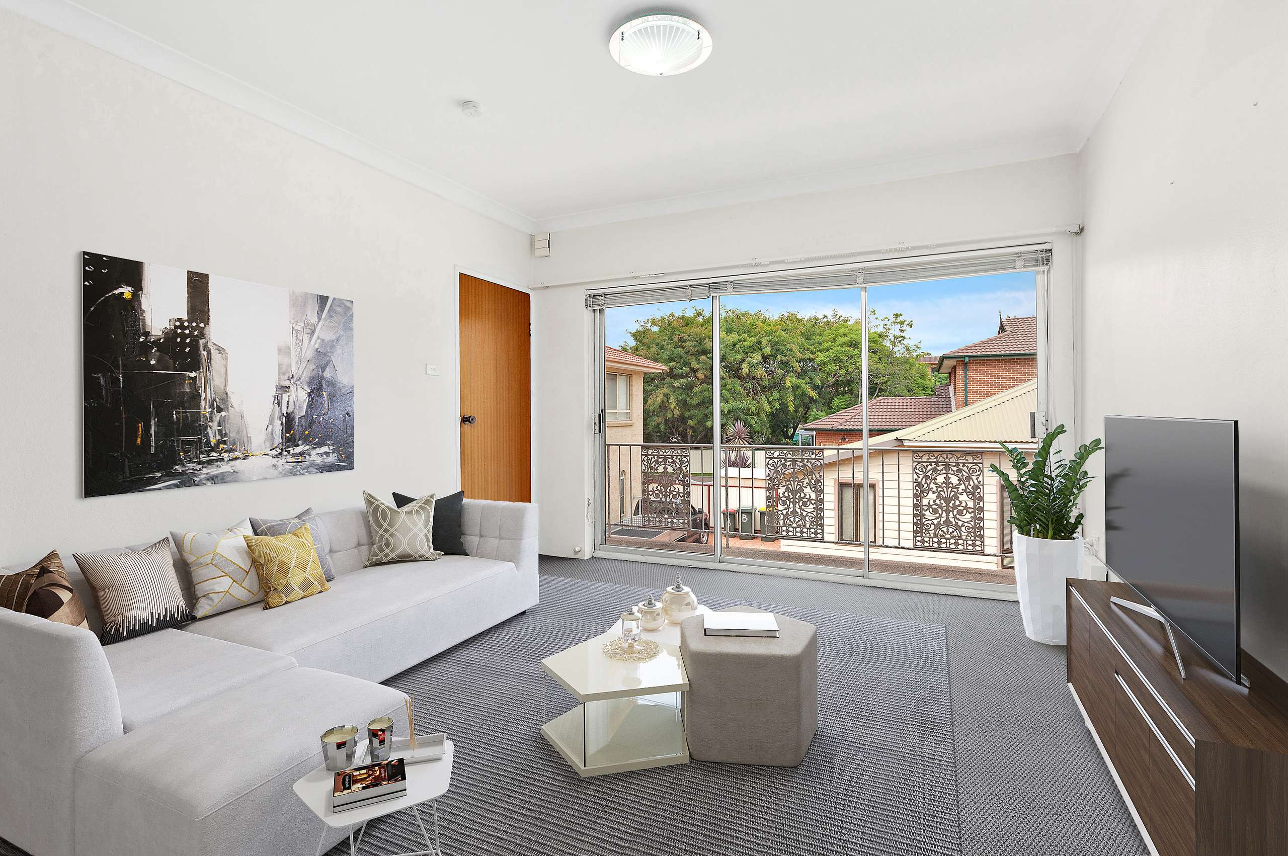 3 11 Osborne Street Wollongong Nsw 2500 Sold Unit Ray White Sold By Fady Saad