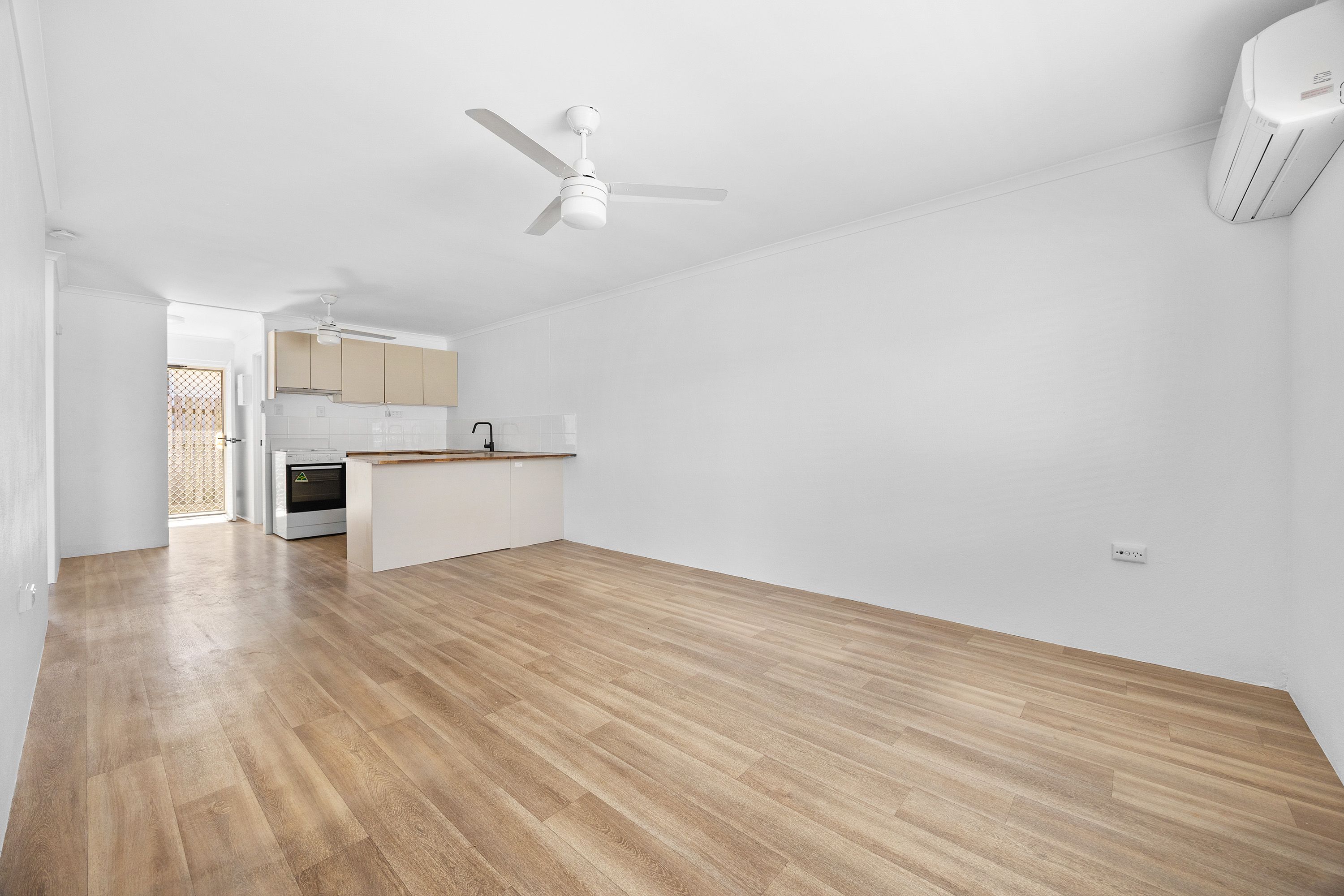 4/49 Off Lane, Gladstone Central, QLD 4680