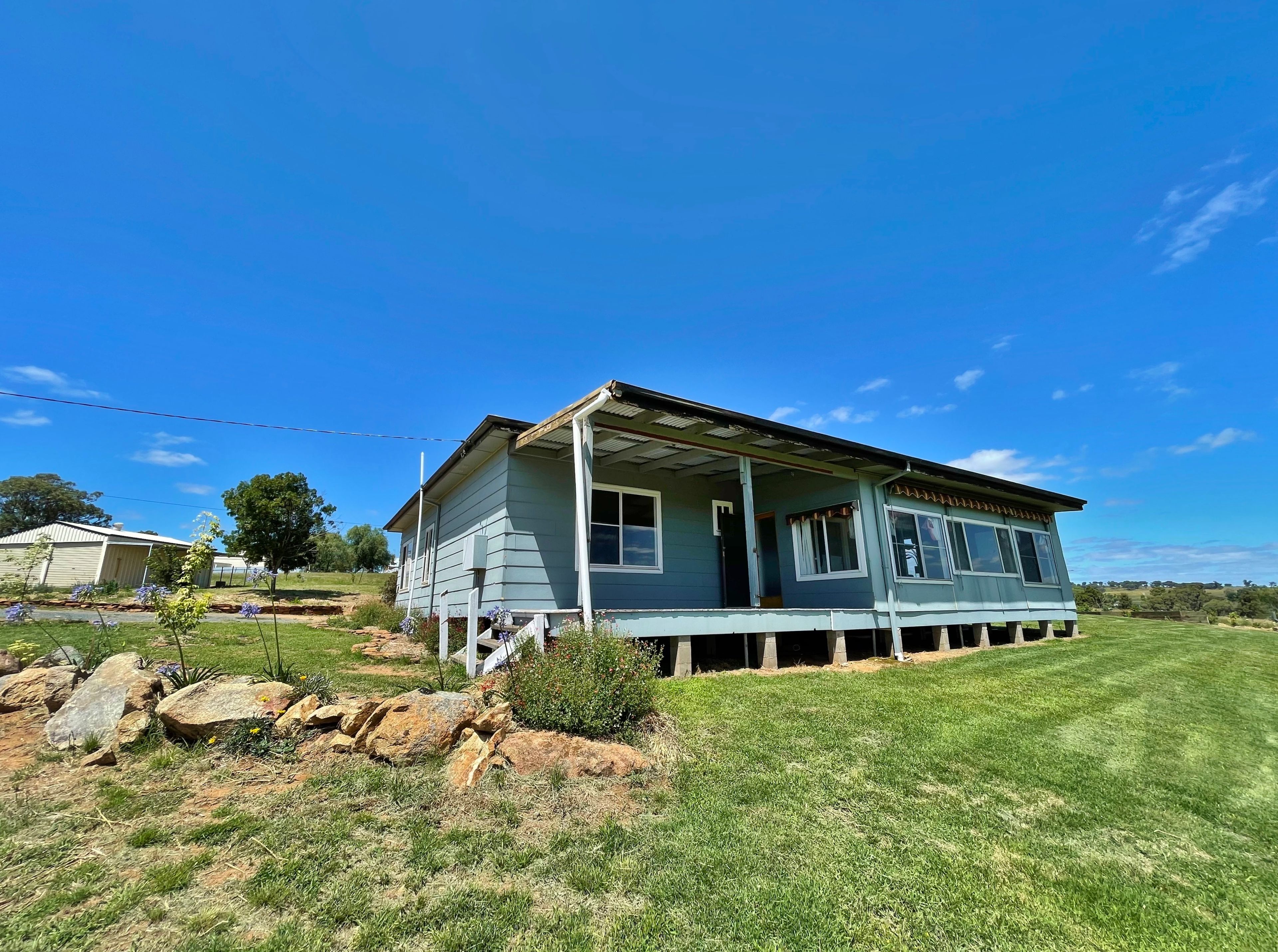 18 Monger Street, Grenfell NSW 2810