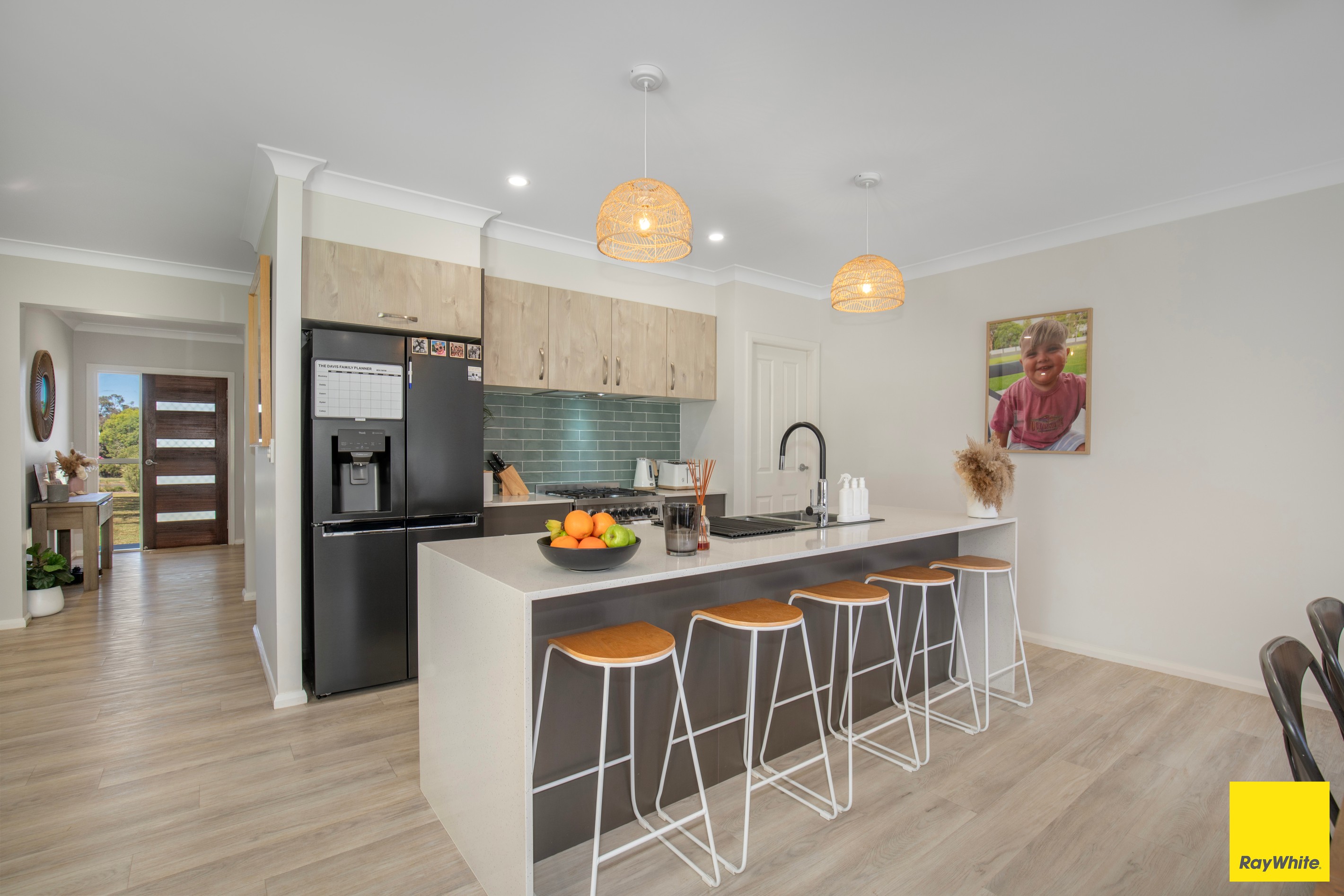 27 Bimbadeen Drive, Inverell, NSW 2360