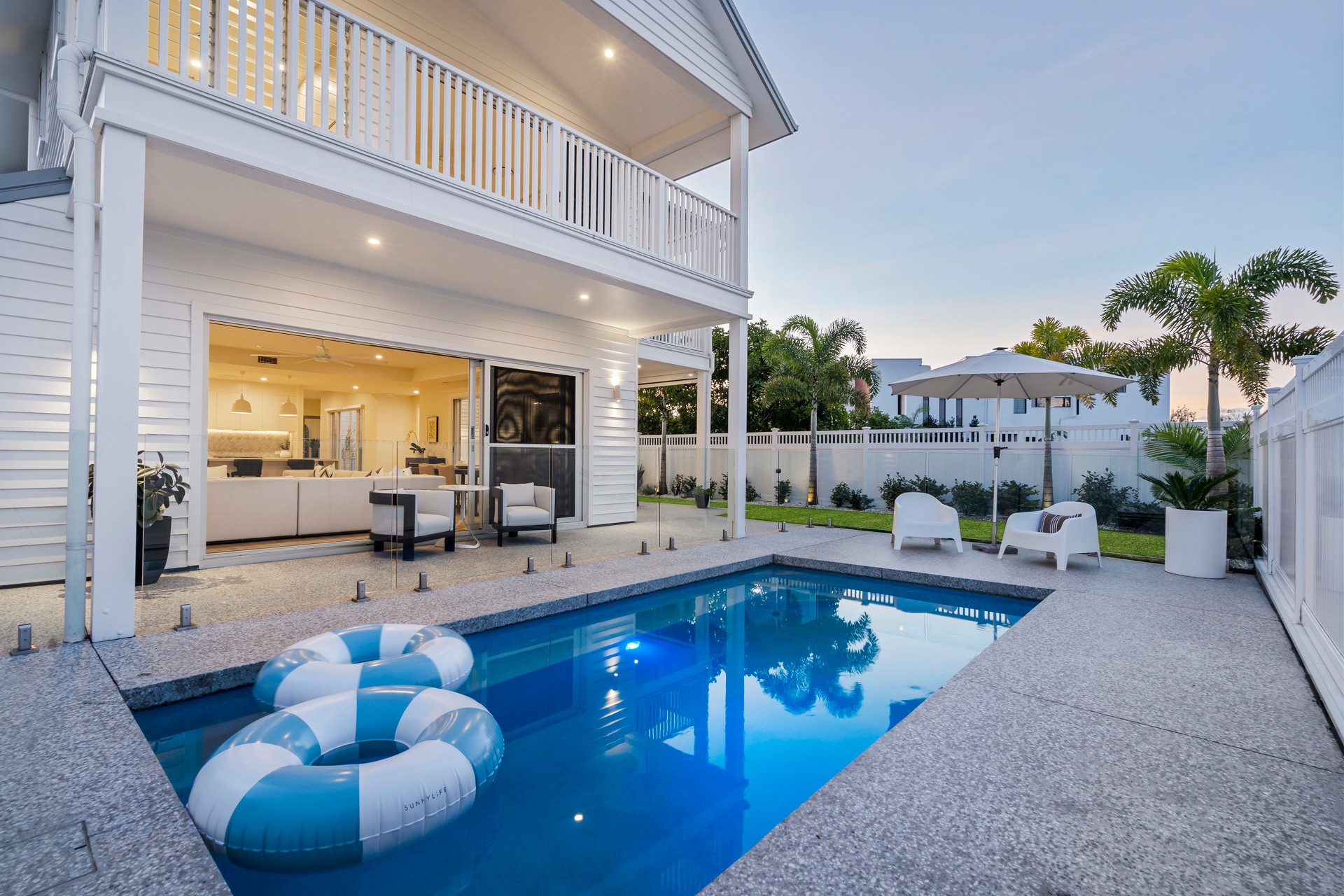 20 Oceania Way, Paradise Point, QLD 4216