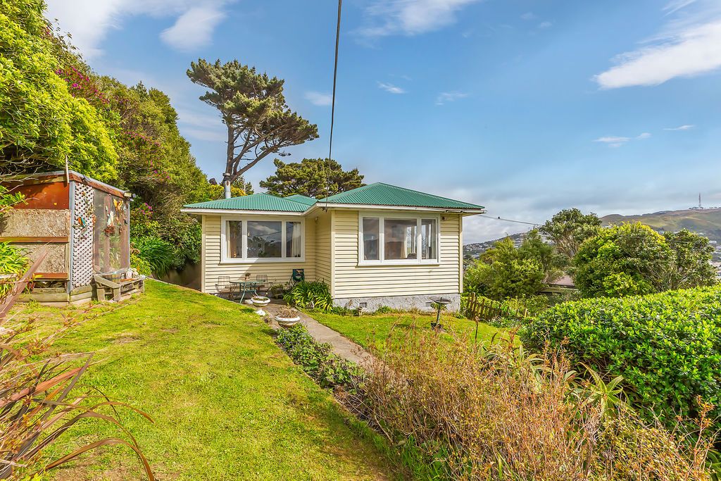 5 Barrie Street, Johnsonville, Wellington City