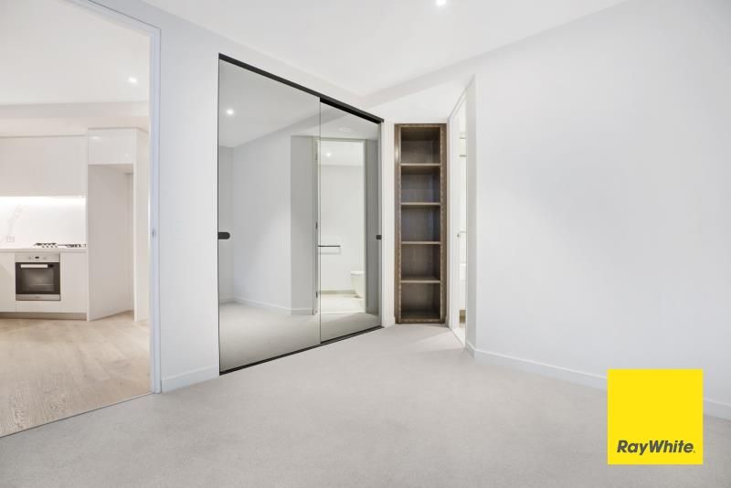 207/77 Queens Road, Melbourne, VIC 3004