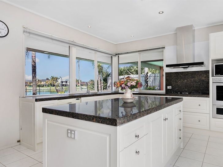 15 Beachcomber Court, Patterson Lakes, VIC 3197
