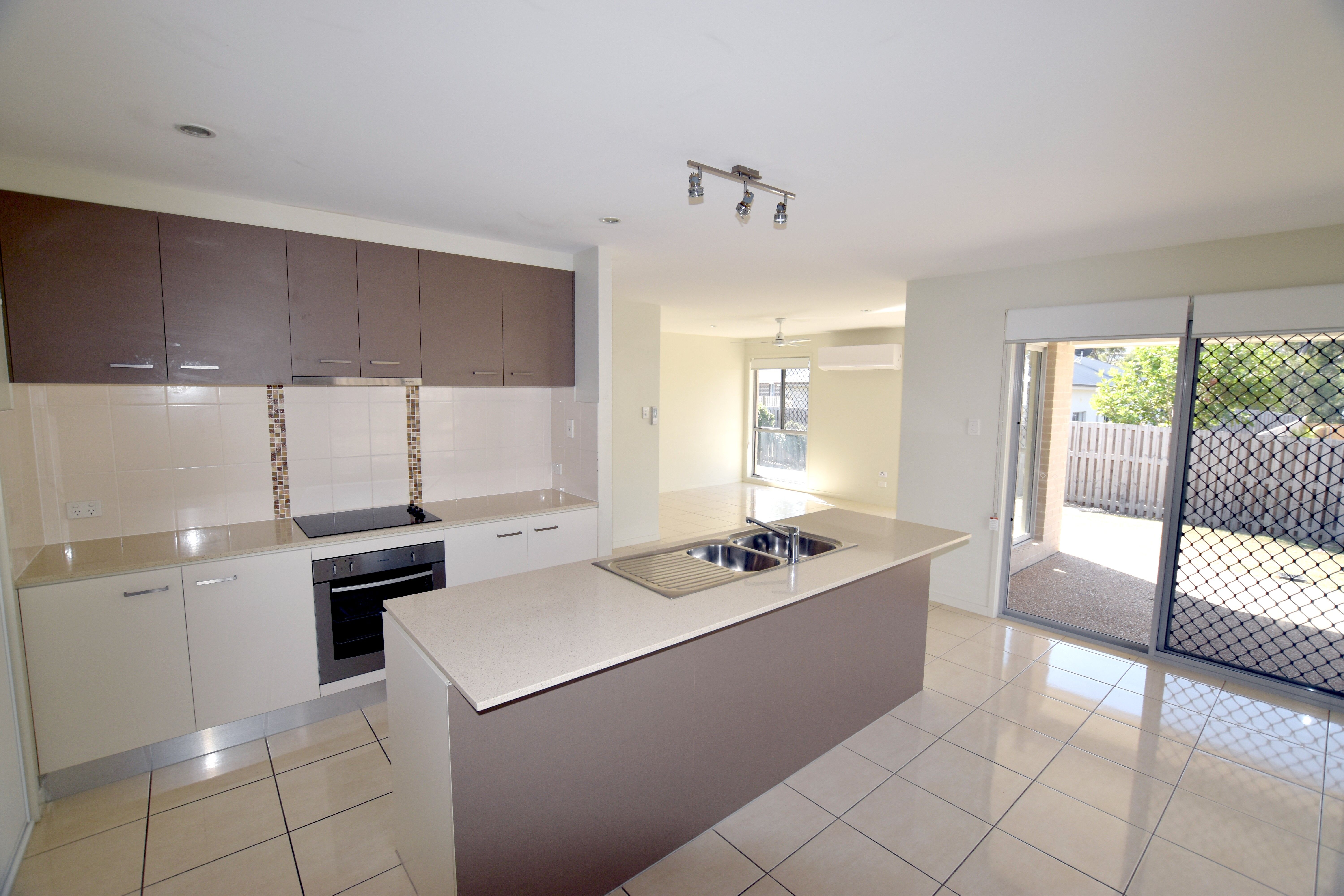 6 Kingfisher Street, New Auckland, QLD 4680