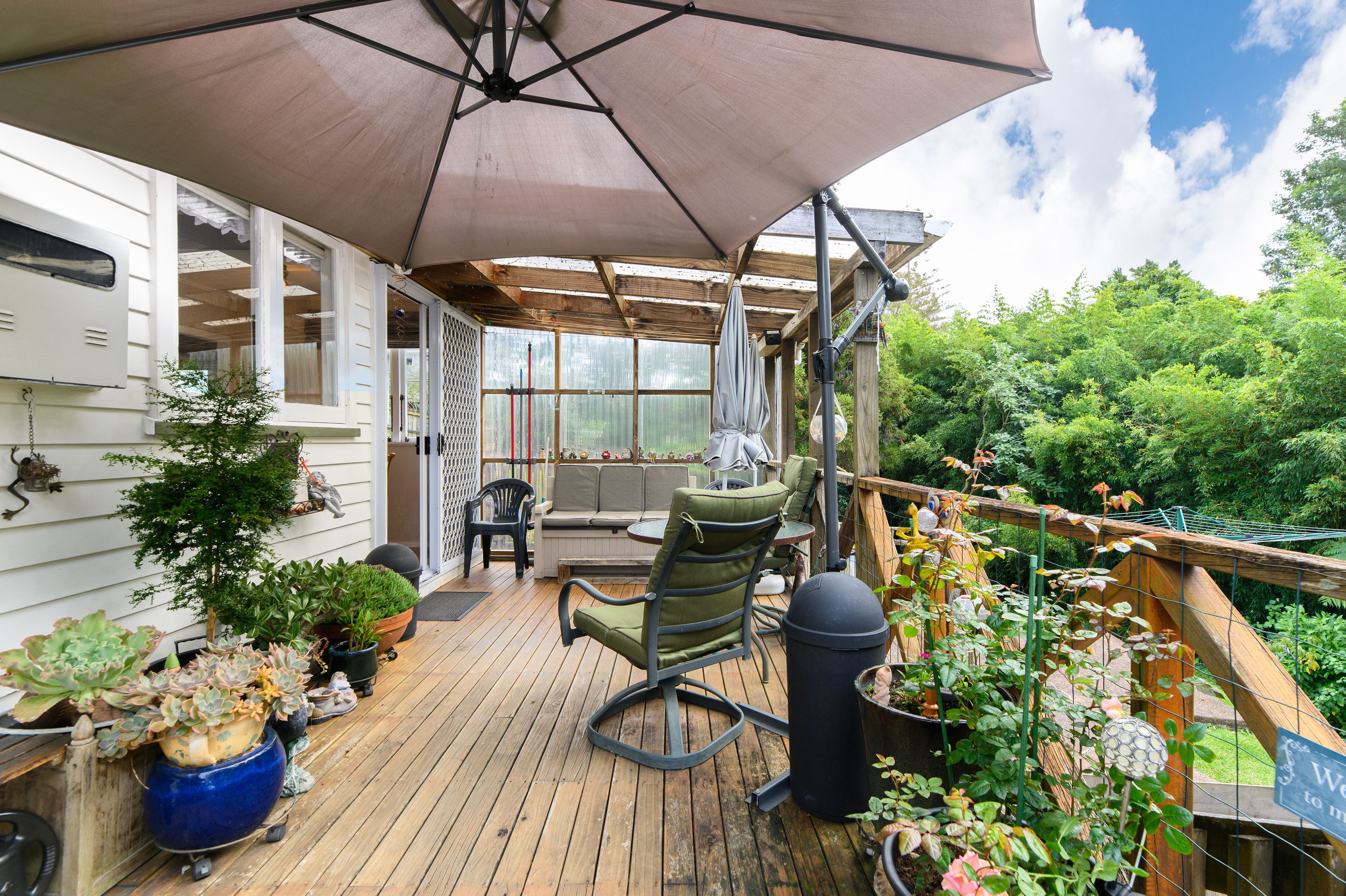 13 Waters Place, New Lynn, Waitakere City