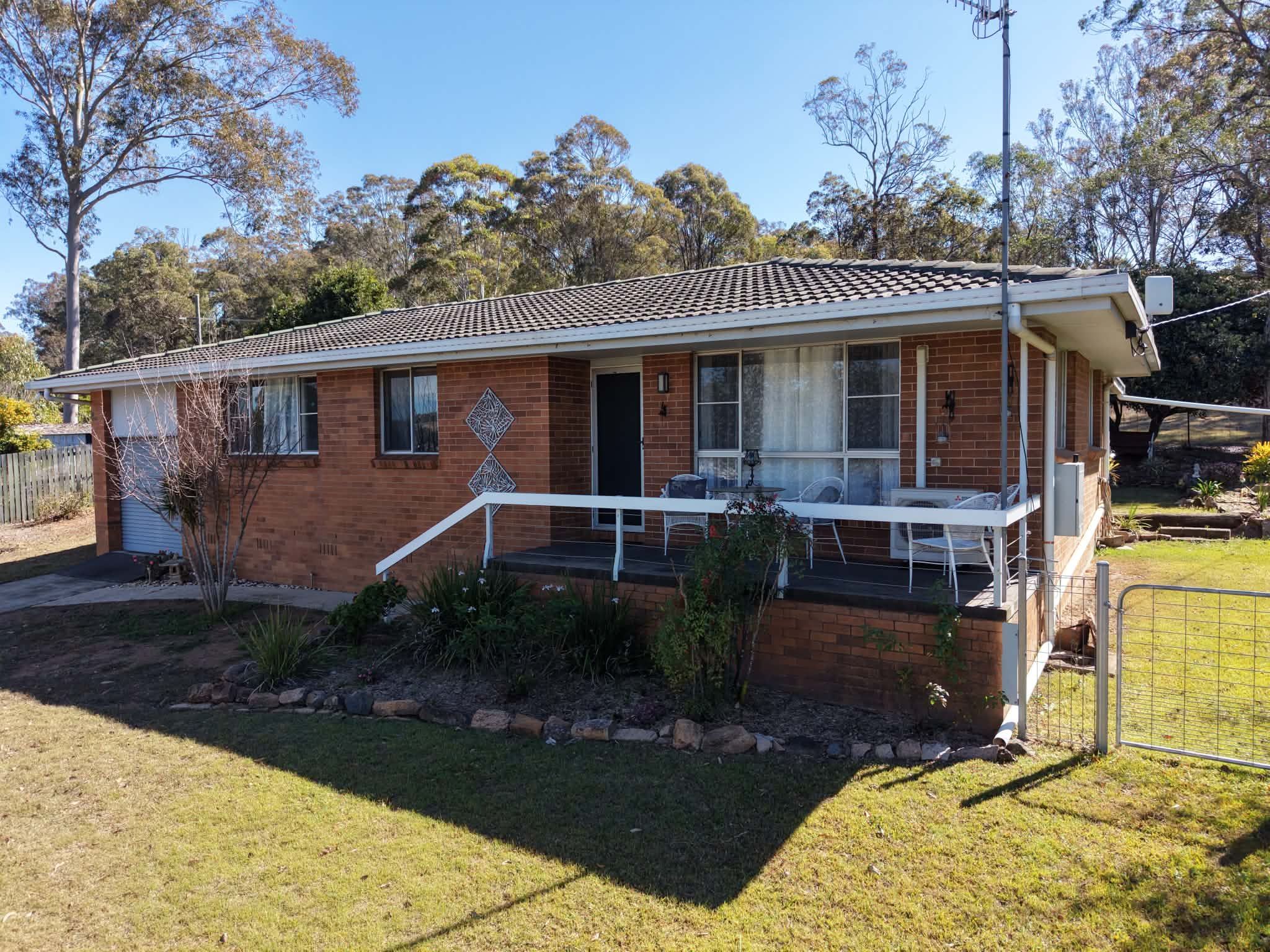 32 Railway Terrace — photo 16 of 17
