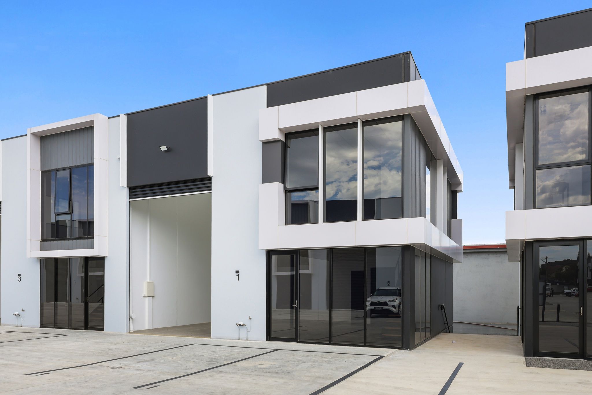 1 & 3 Foundry Court, Huntingdale, VIC 3166