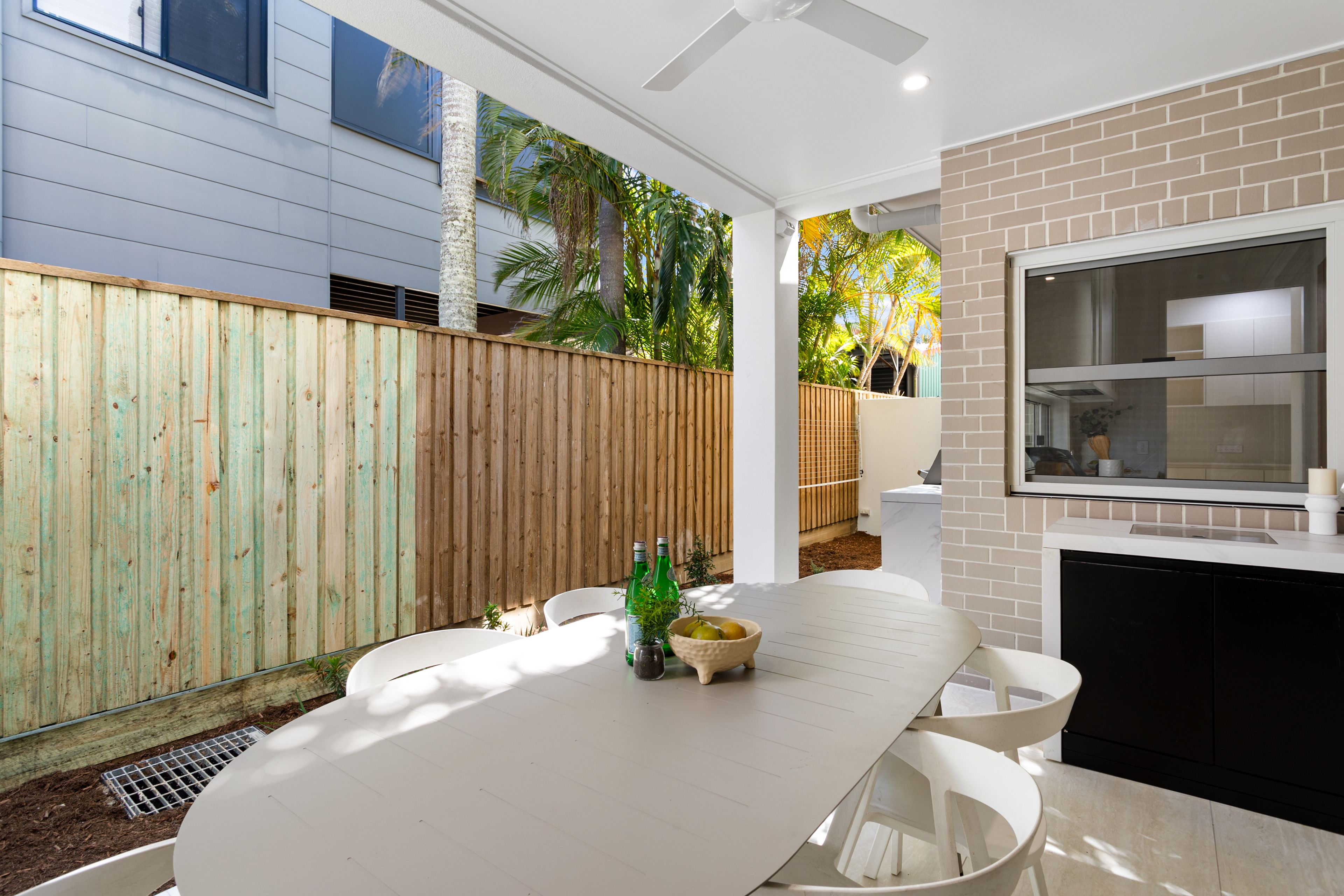 5/2-4 Collins Street — photo 6 of 20