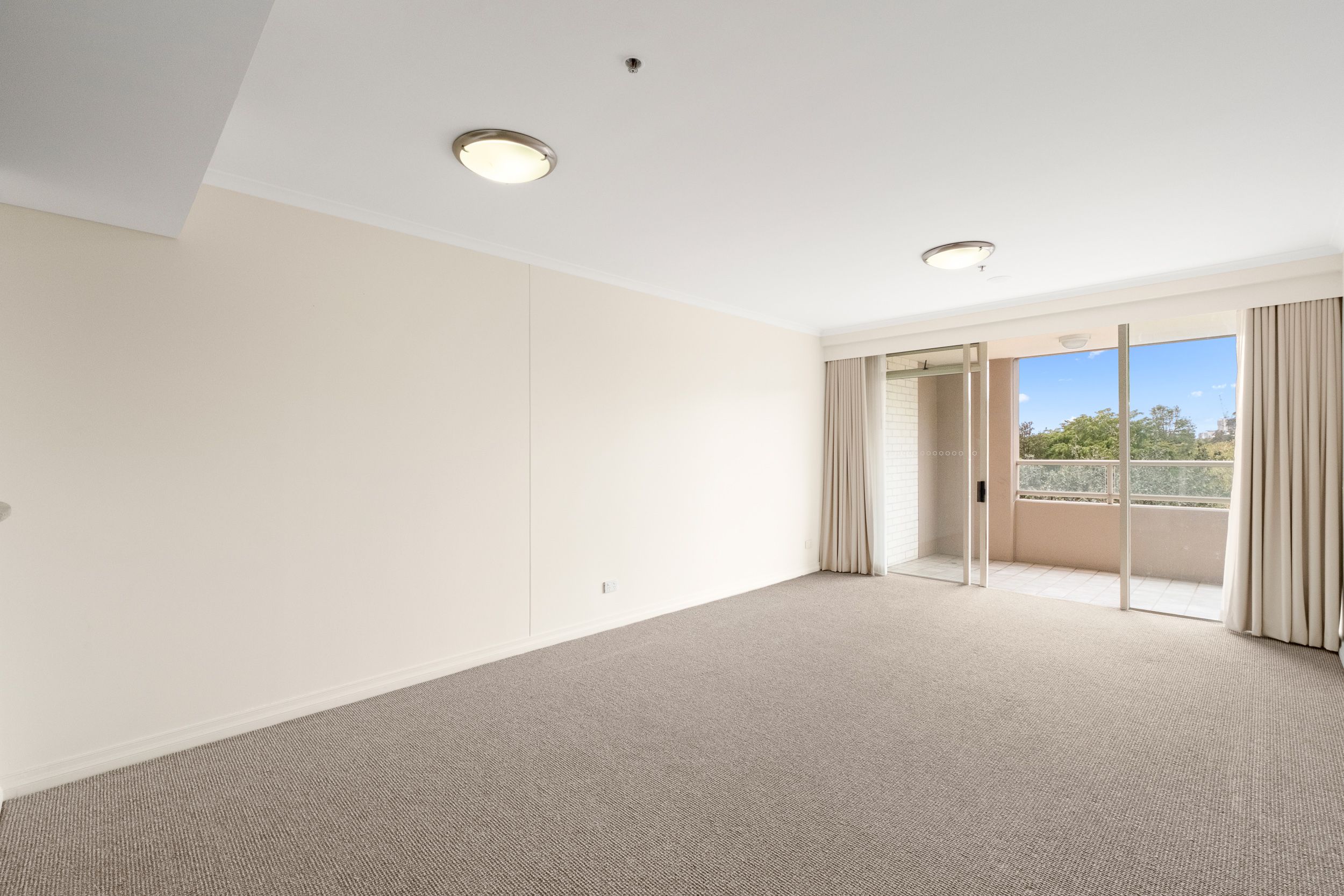 205/132 Alice Street — photo 3 of 17