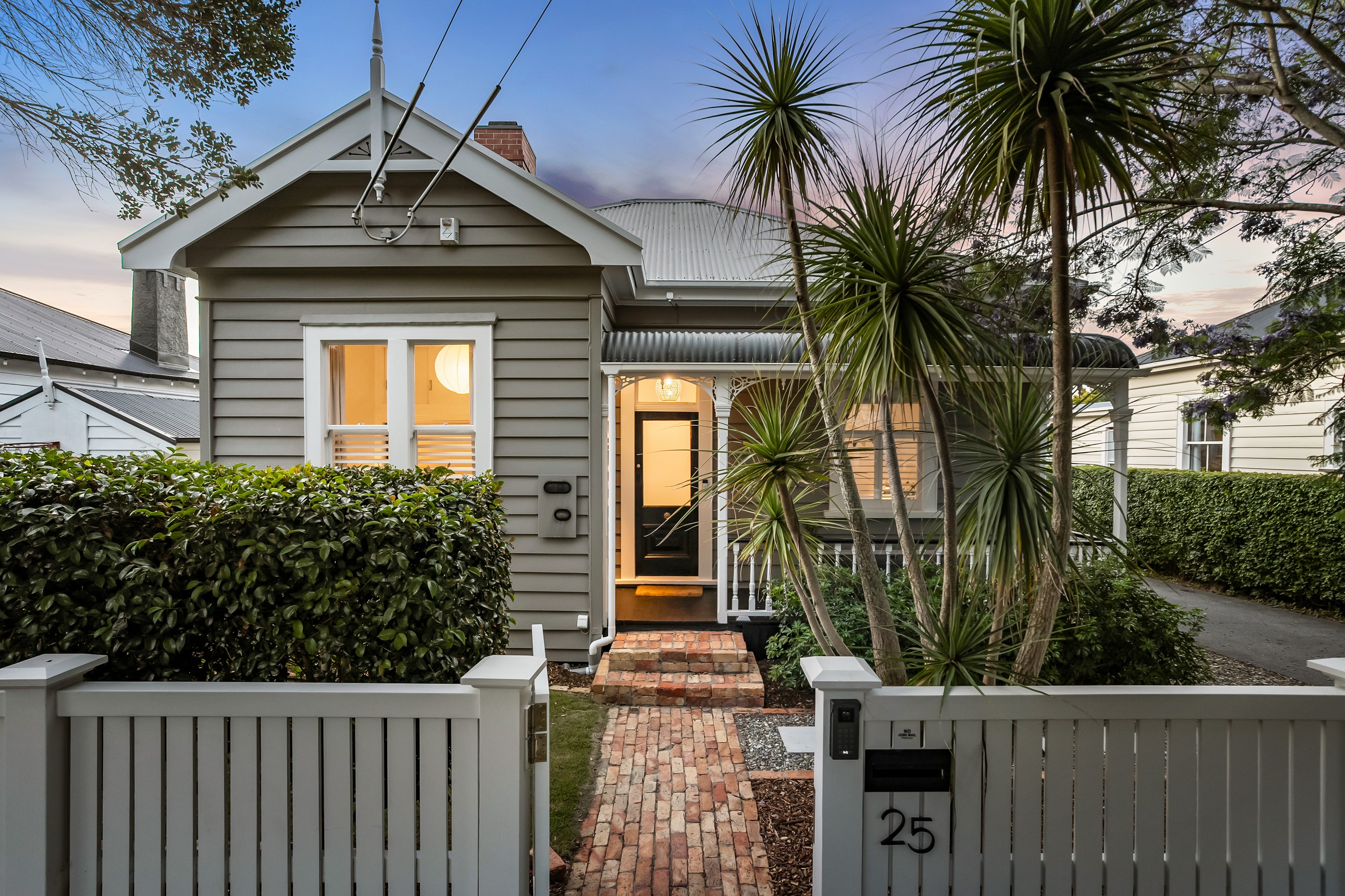 25 Volcanic Street, Mount Eden, Auckland City