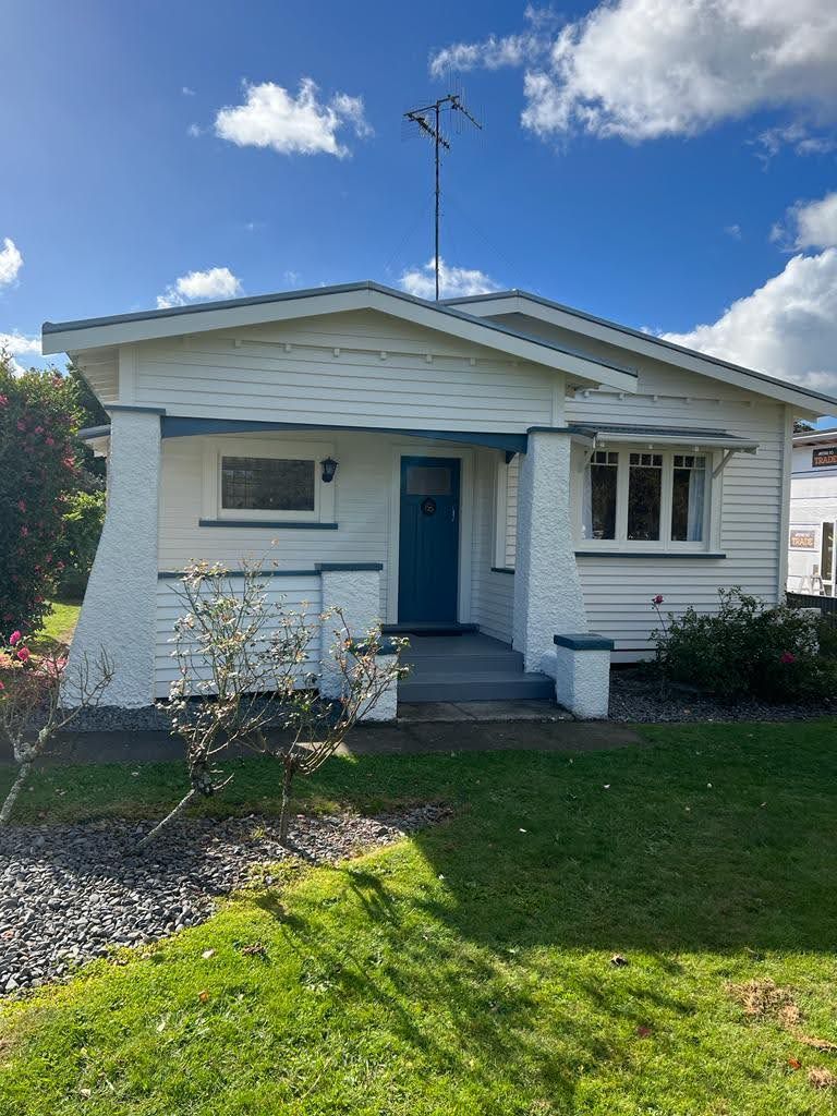 12 Holyrood Terrace, Waipukurau, Central Hawke's Bay District