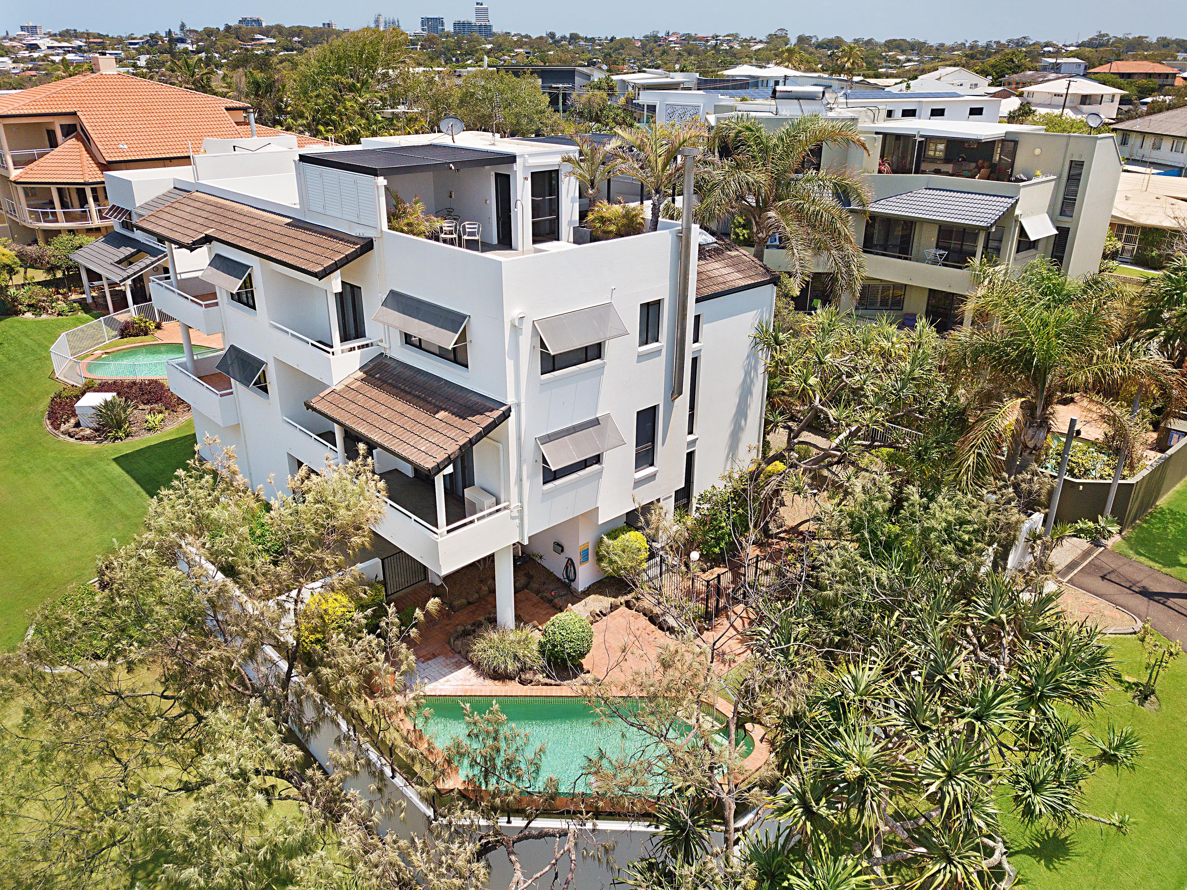 Unit 2/4 Lower Neill Street, Dicky Beach, QLD 4551