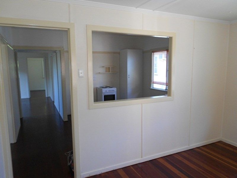 52 Collins Street, Woody Point, QLD 4019