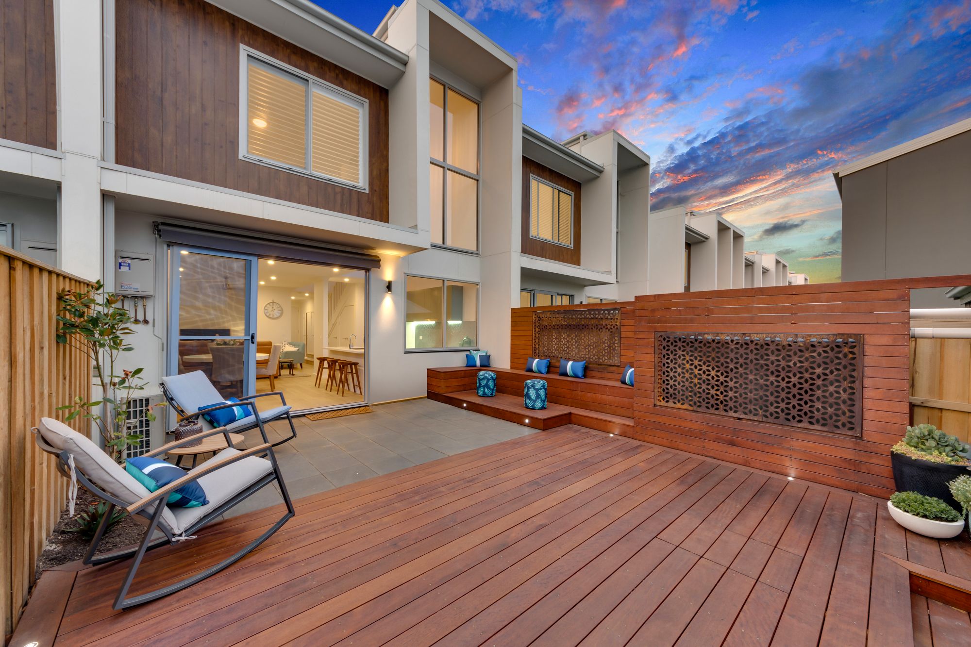 GLEDSWOOD HILLS, NSW 2557