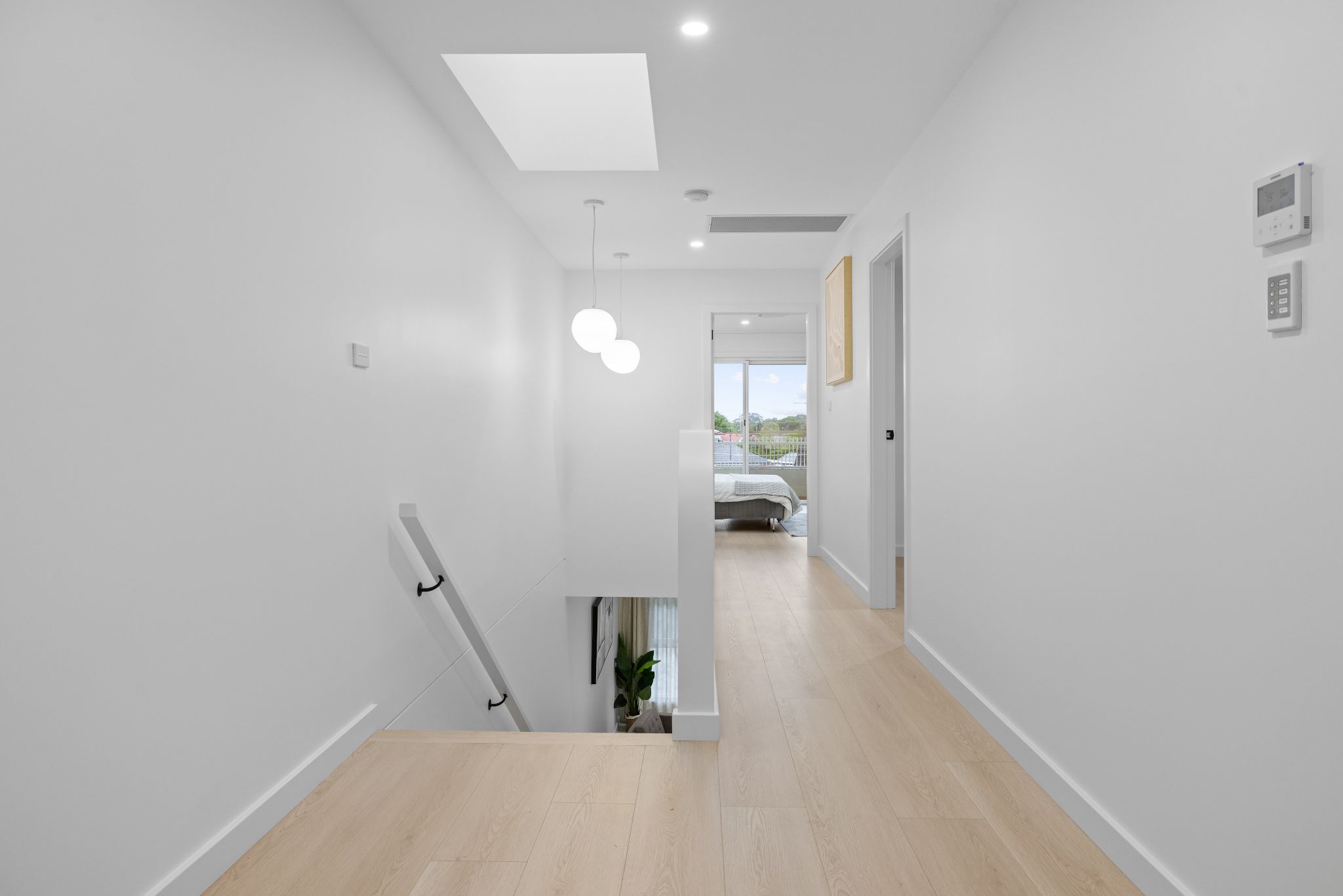 10 Crosby Crescent — photo 23 of 30