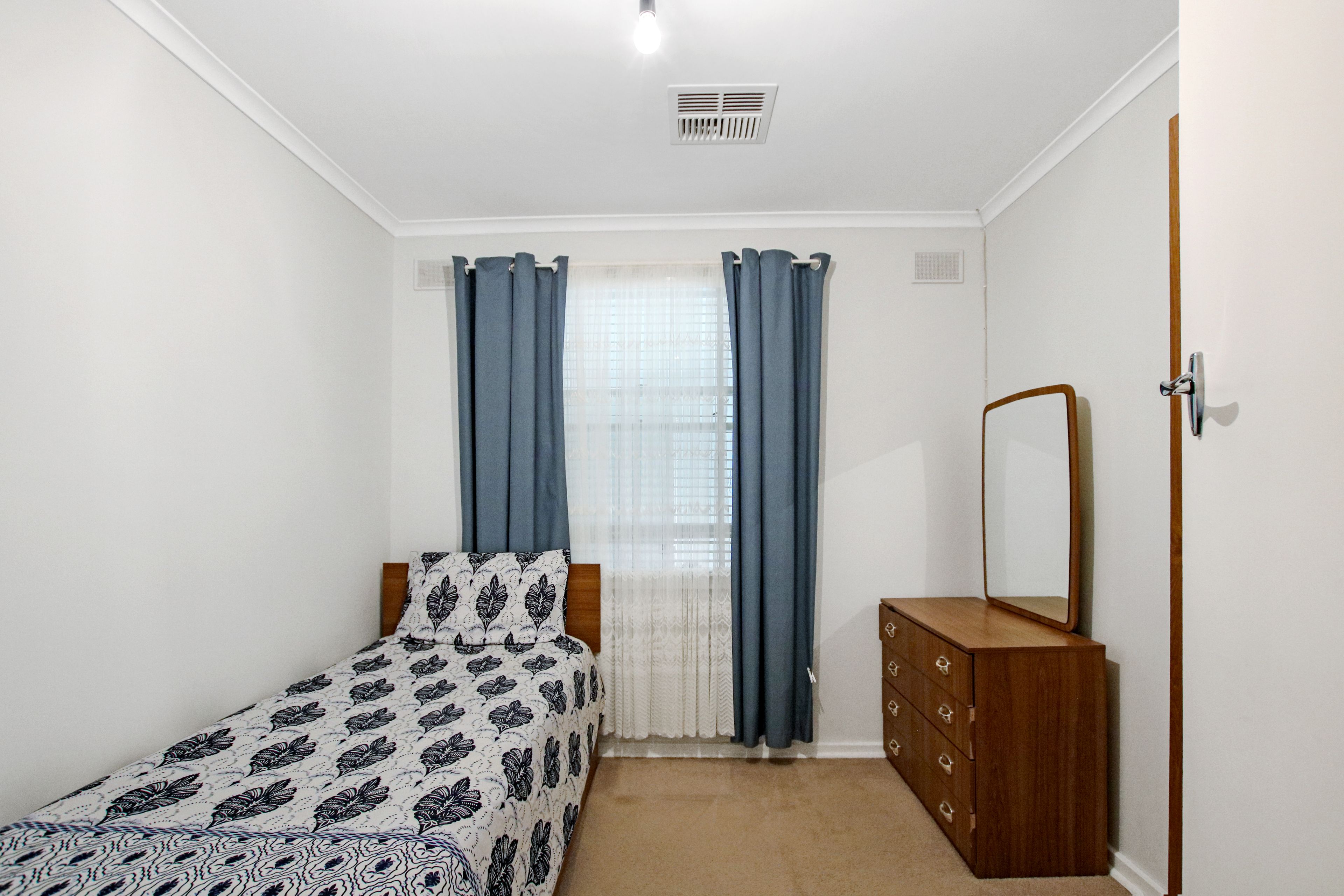 6 Smith Street — photo 9 of 23