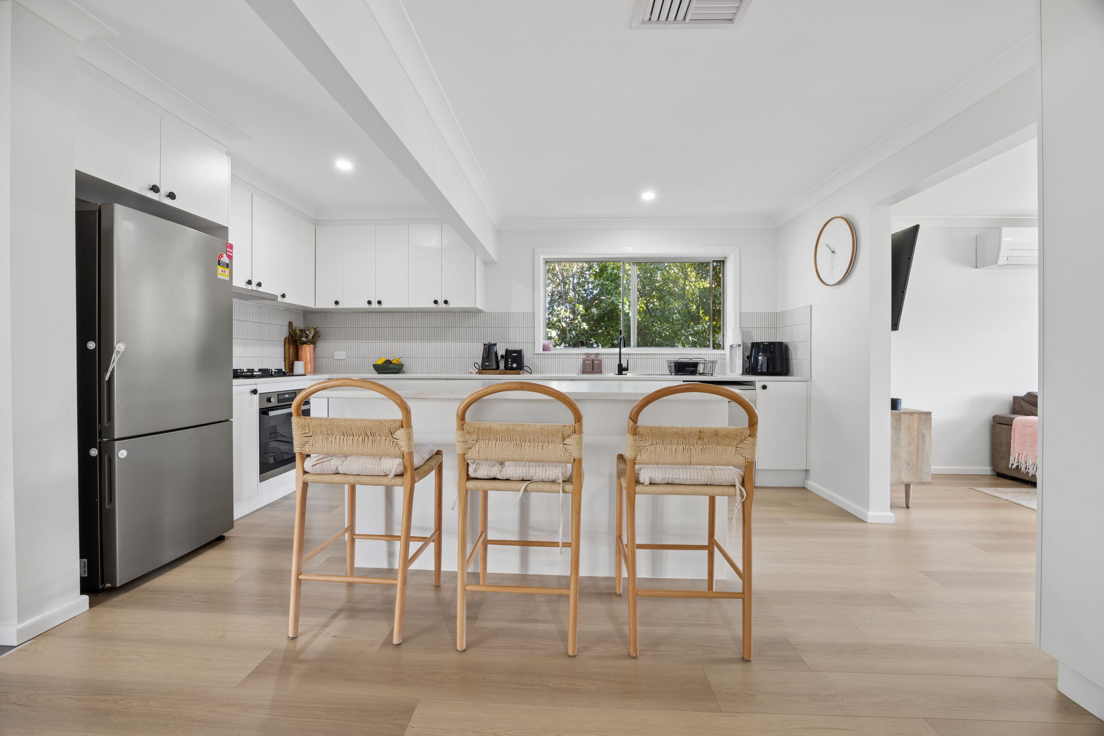40 Miro Street — photo 3 of 21