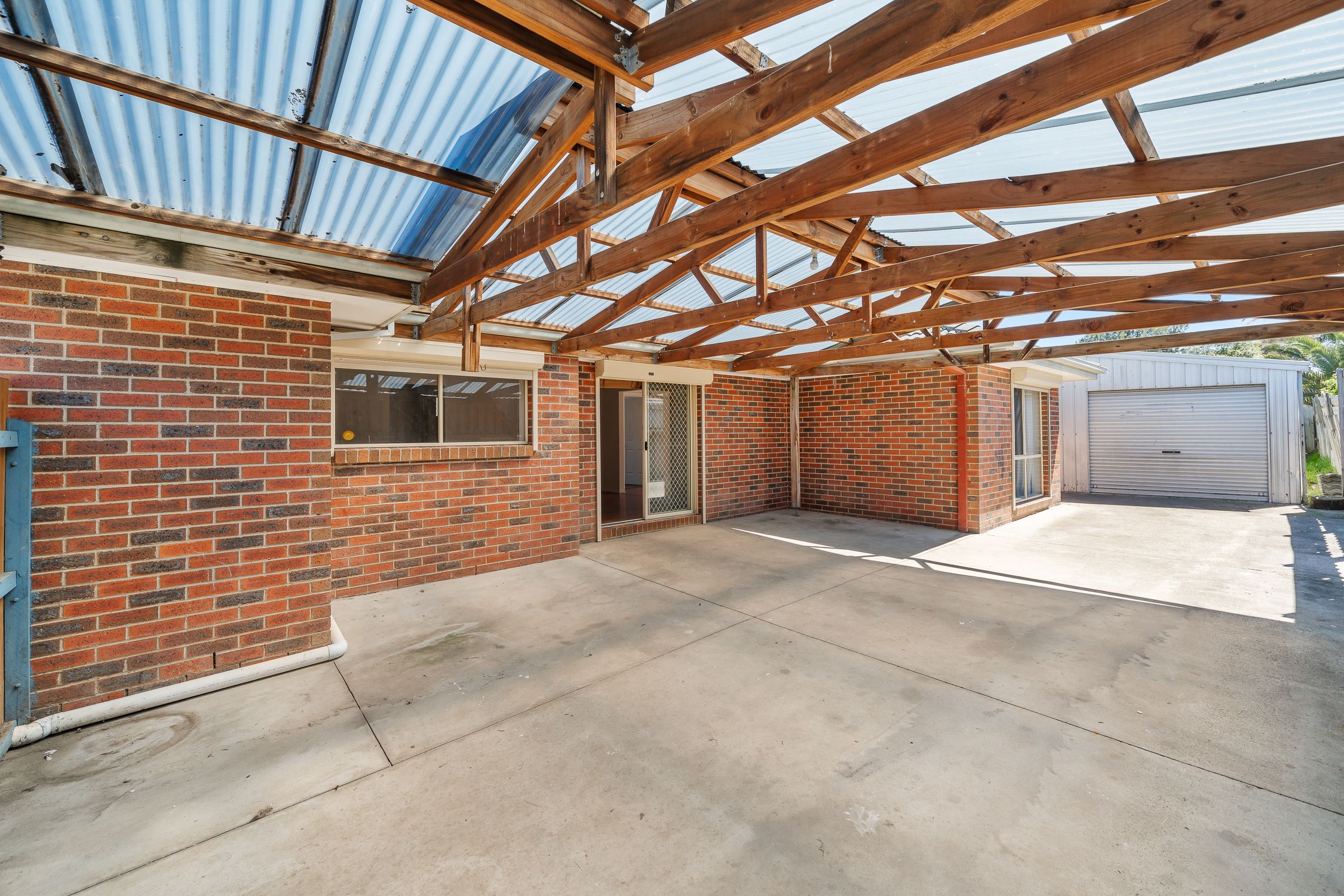 8 Claire Close — photo 11 of 12