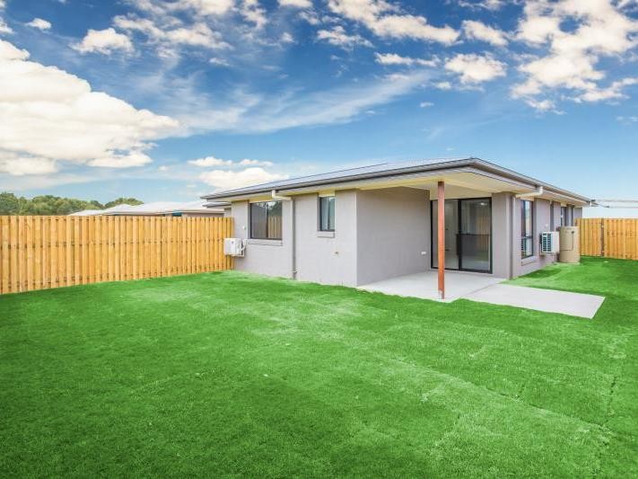 1/30 Azure Street, Rosewood, QLD 4340