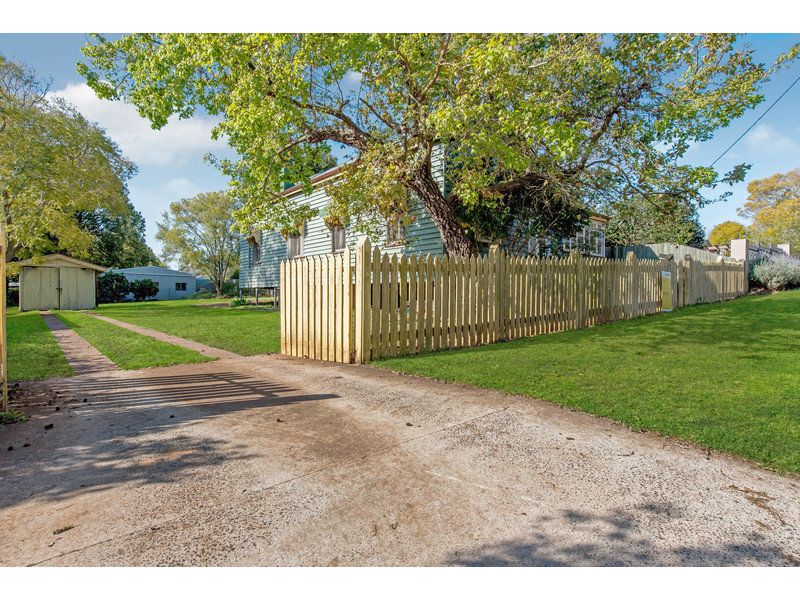5 Anderson Street, East Toowoomba, QLD 4350