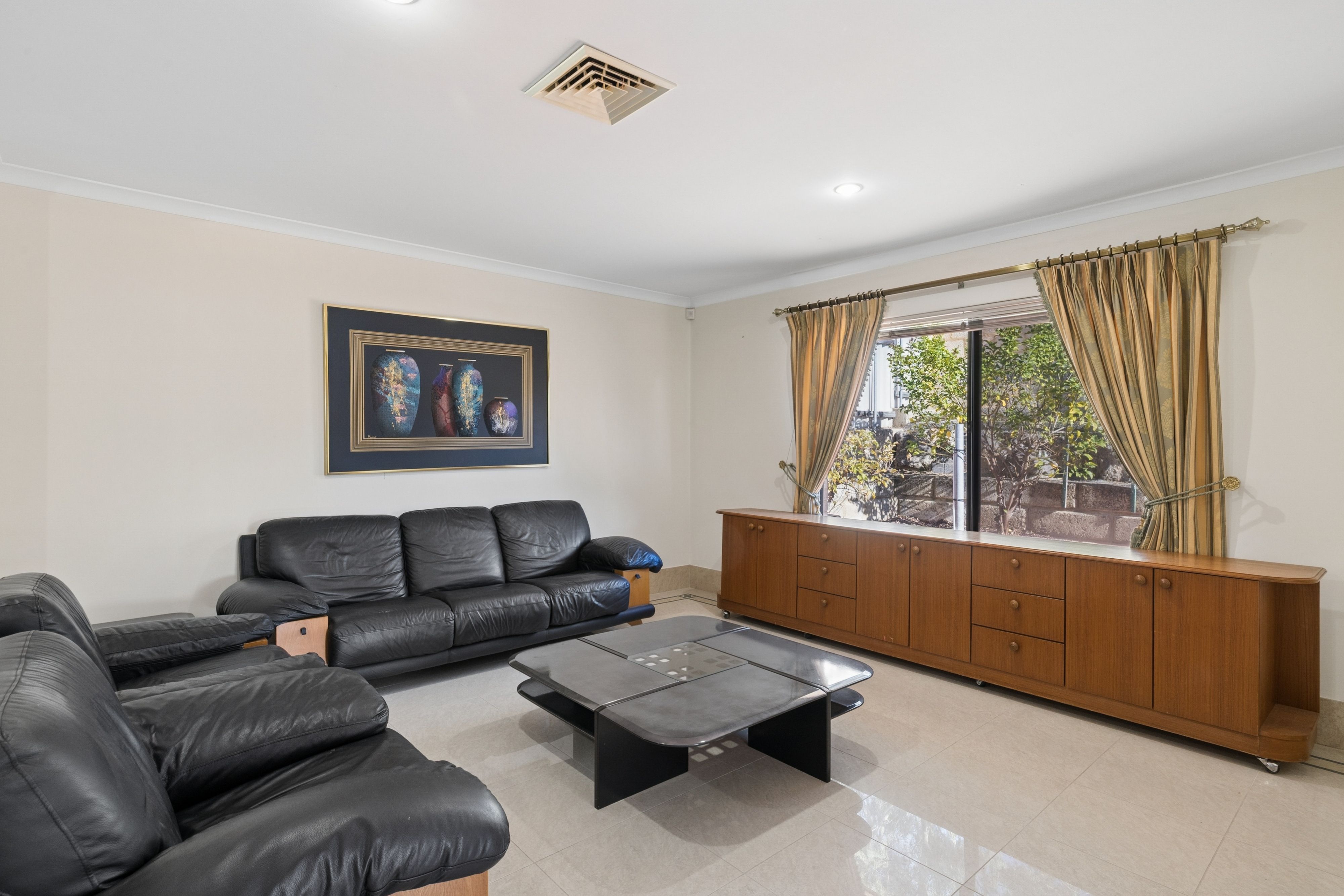 57 Mofflyn Circle — photo 6 of 30